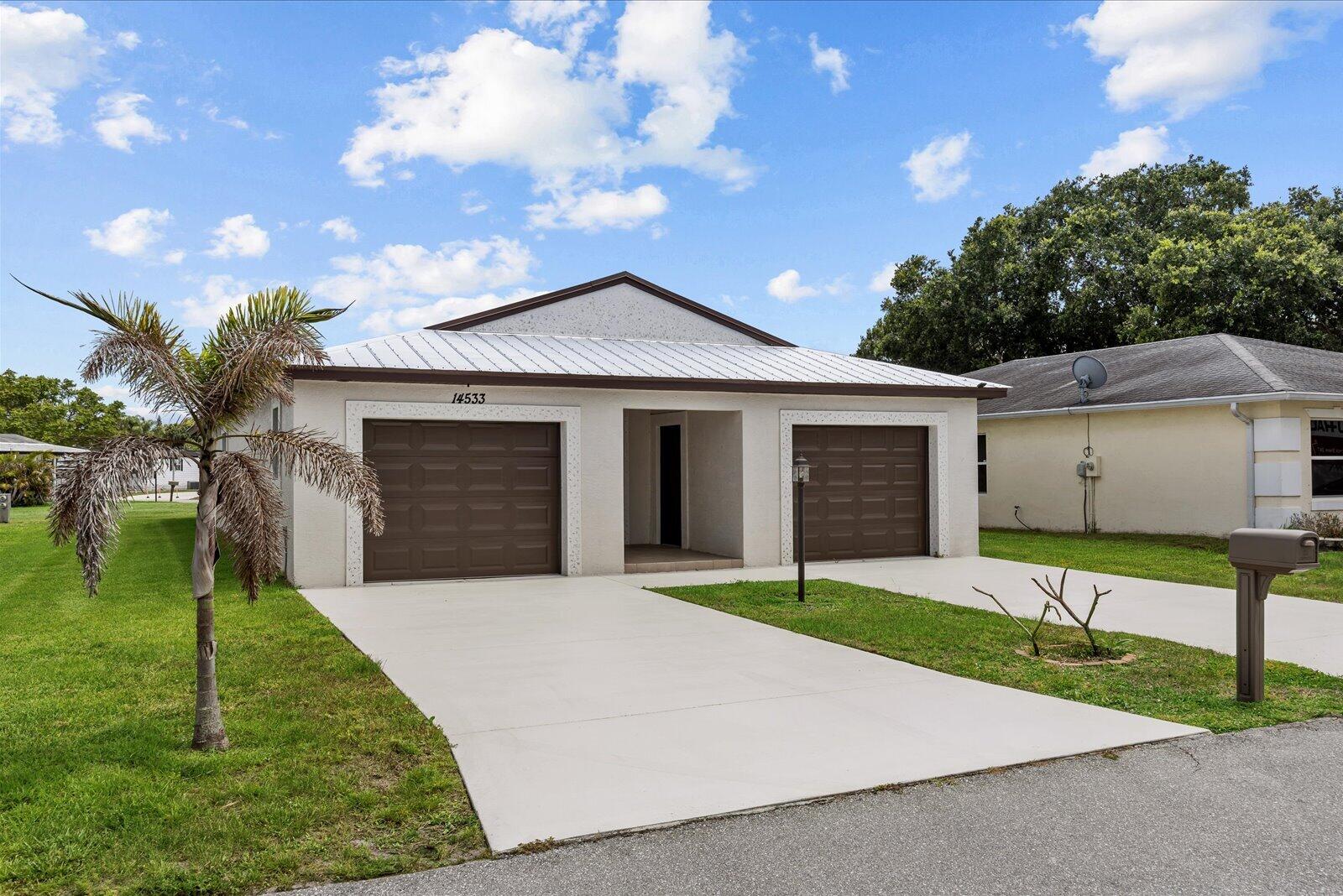SPANISH LAKES FAIRWAYS LEASEHOLD ESTATES - Residential