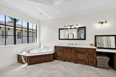 BOCA HARBOUR - Residential