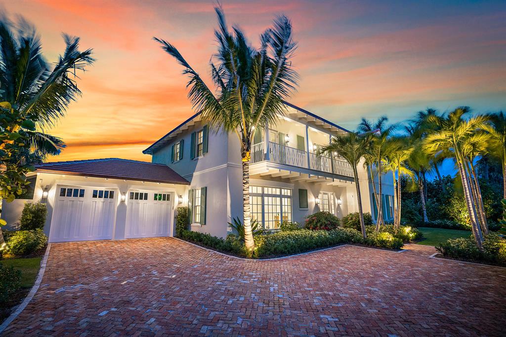El Encanto - Residential