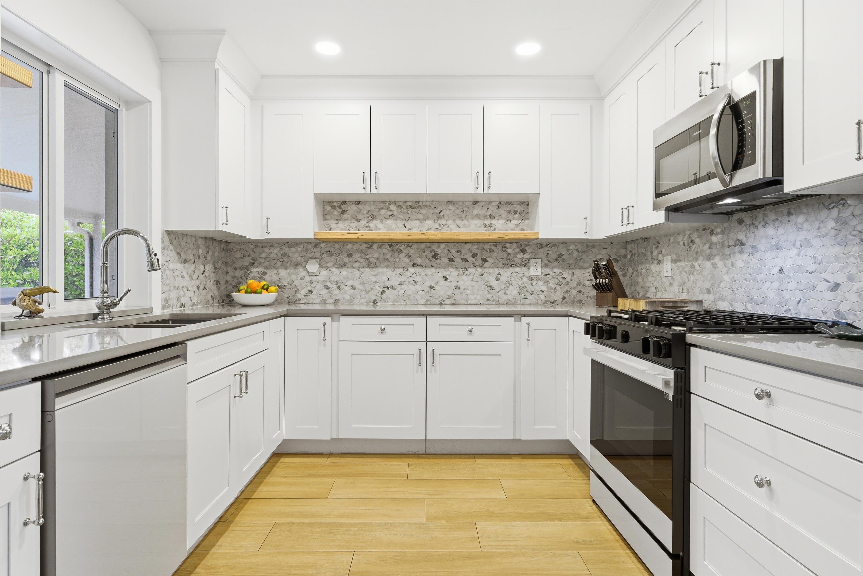 LEWIS SHORE ESTATES 1 - Residential
