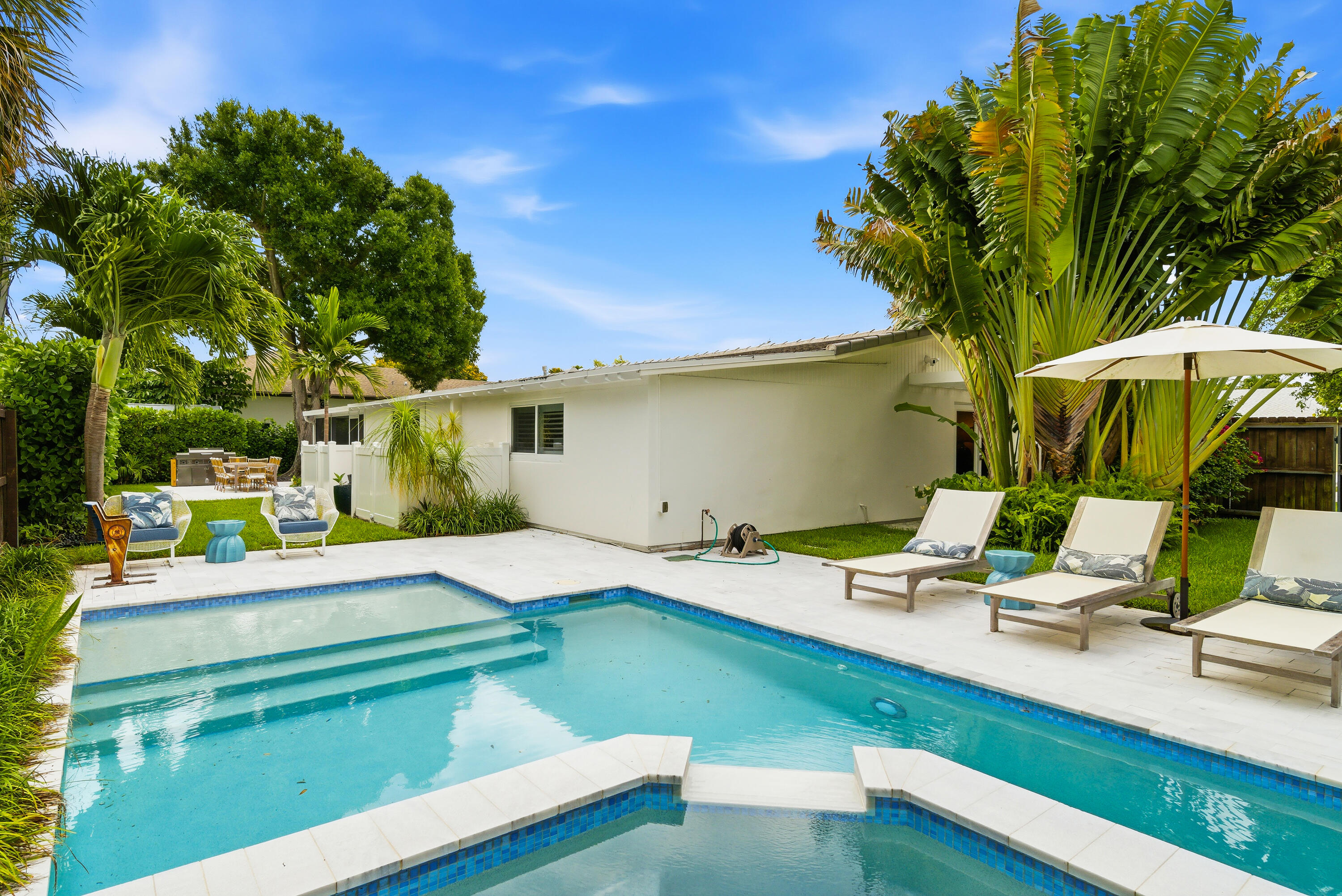 LEWIS SHORE ESTATES 1 - Residential