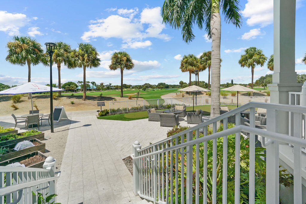 NORTH PALM BEACH VILLAGE OF 6 - Residential