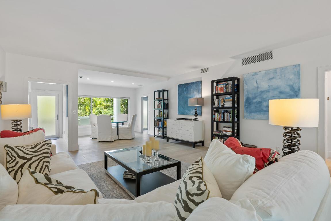 THREE HUNDRED SOUTH OCEAN BLVD APTS INC 300 S OCEA - Residential
