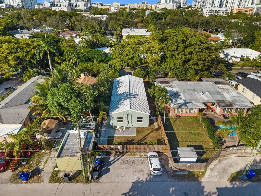 Hollywood 1-21 B - Residential Income
