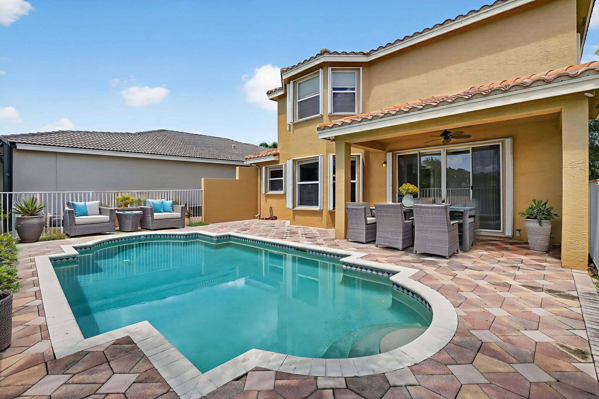 Canyon Springs - Residential Lease