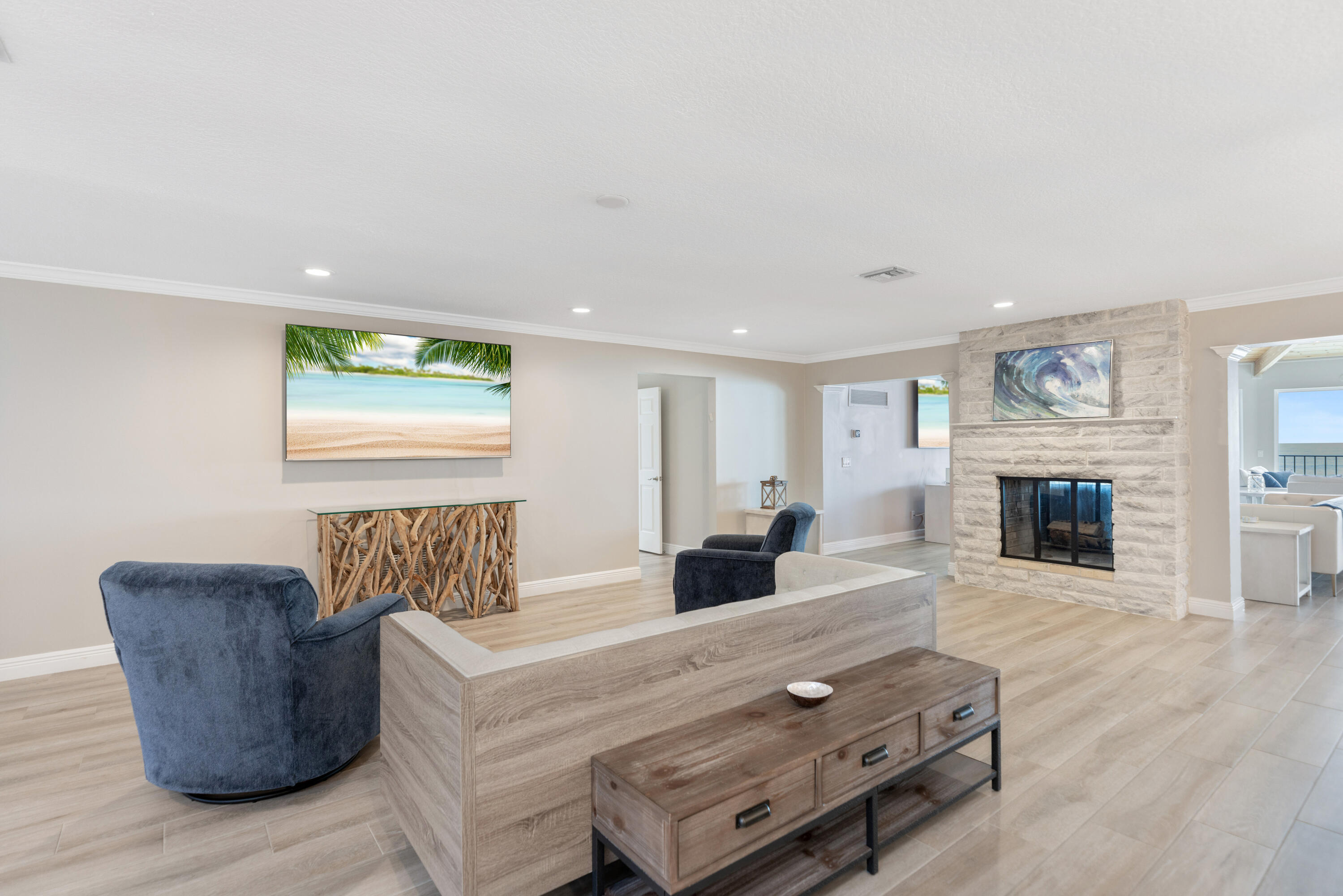 SUNSET DRIVE - Residential