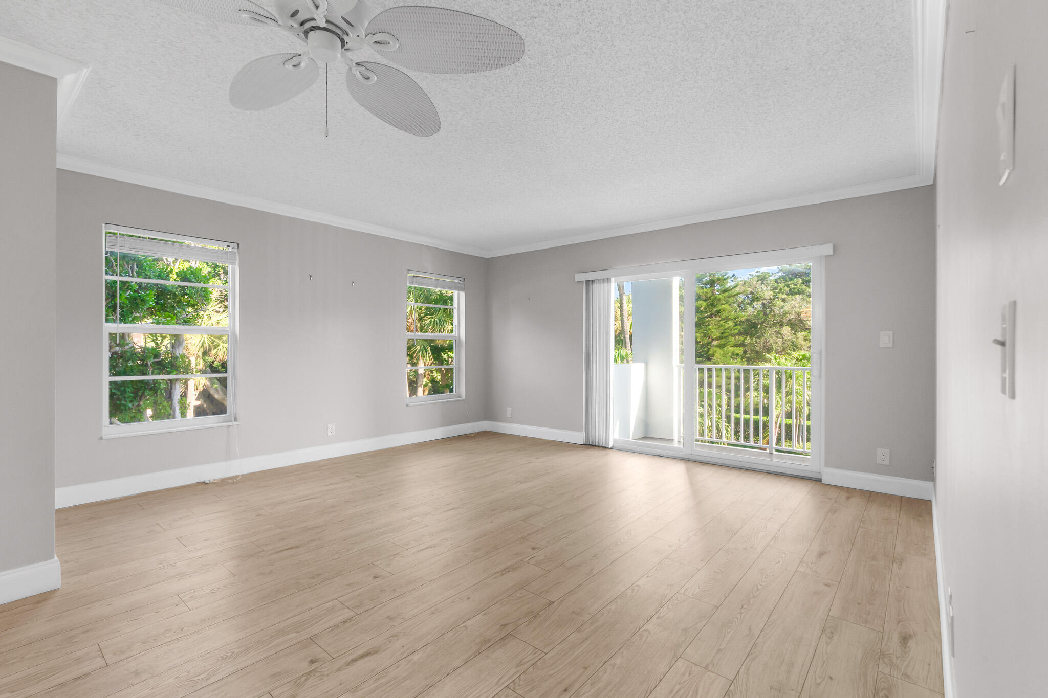 TIERRA DEL MAR CONDO - Residential Lease