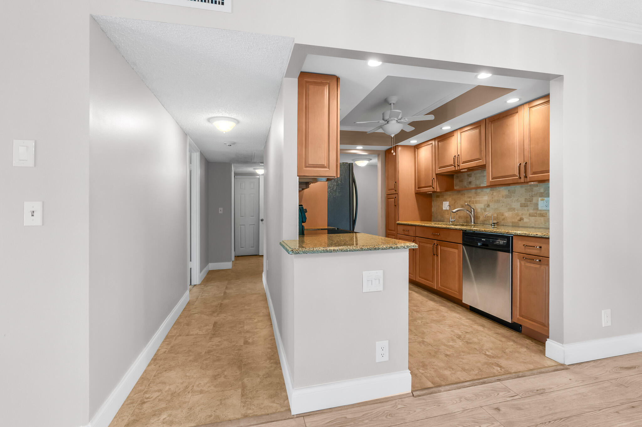 TIERRA DEL MAR CONDO - Residential Lease