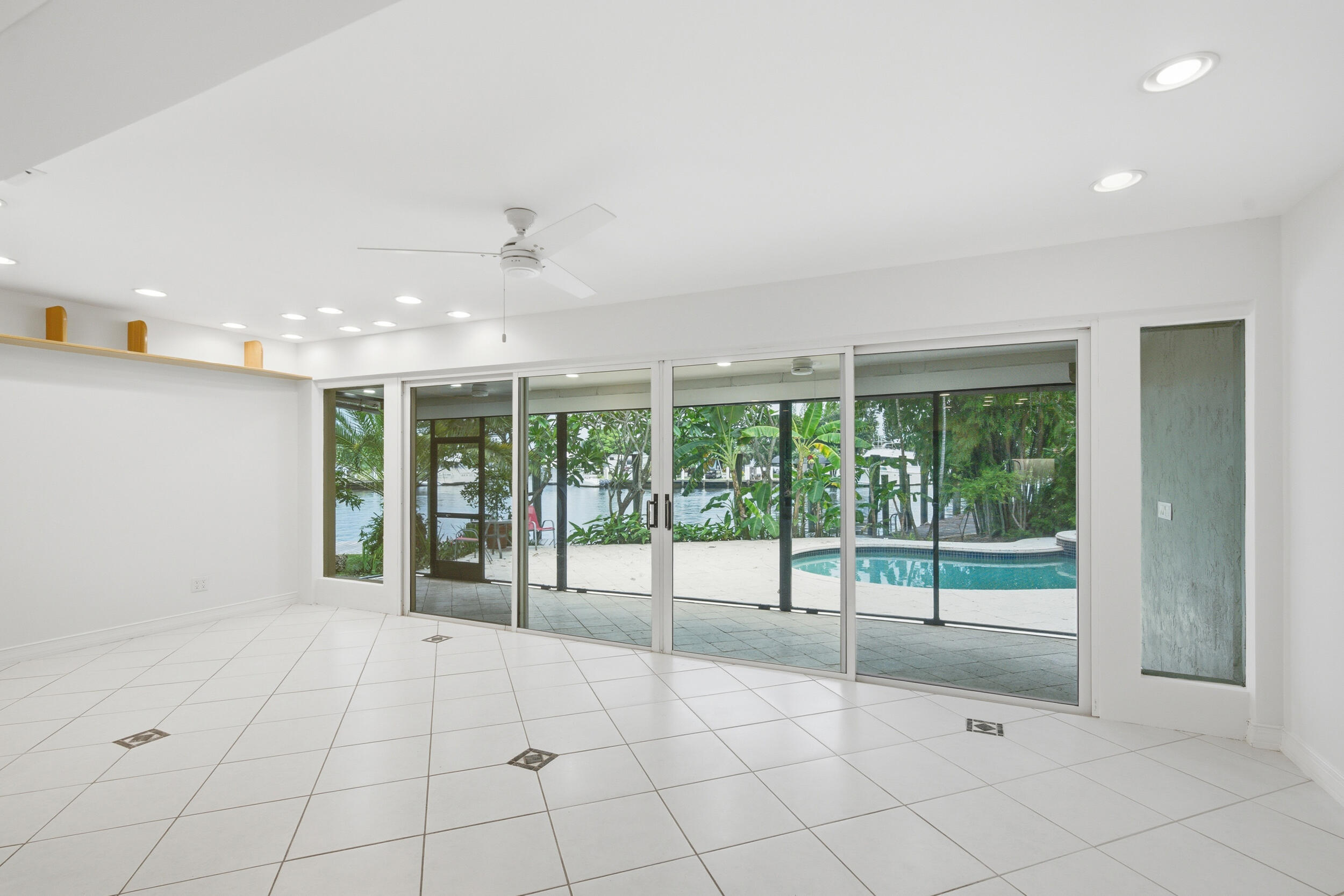 FLAMINGO PARK SEC - Residential