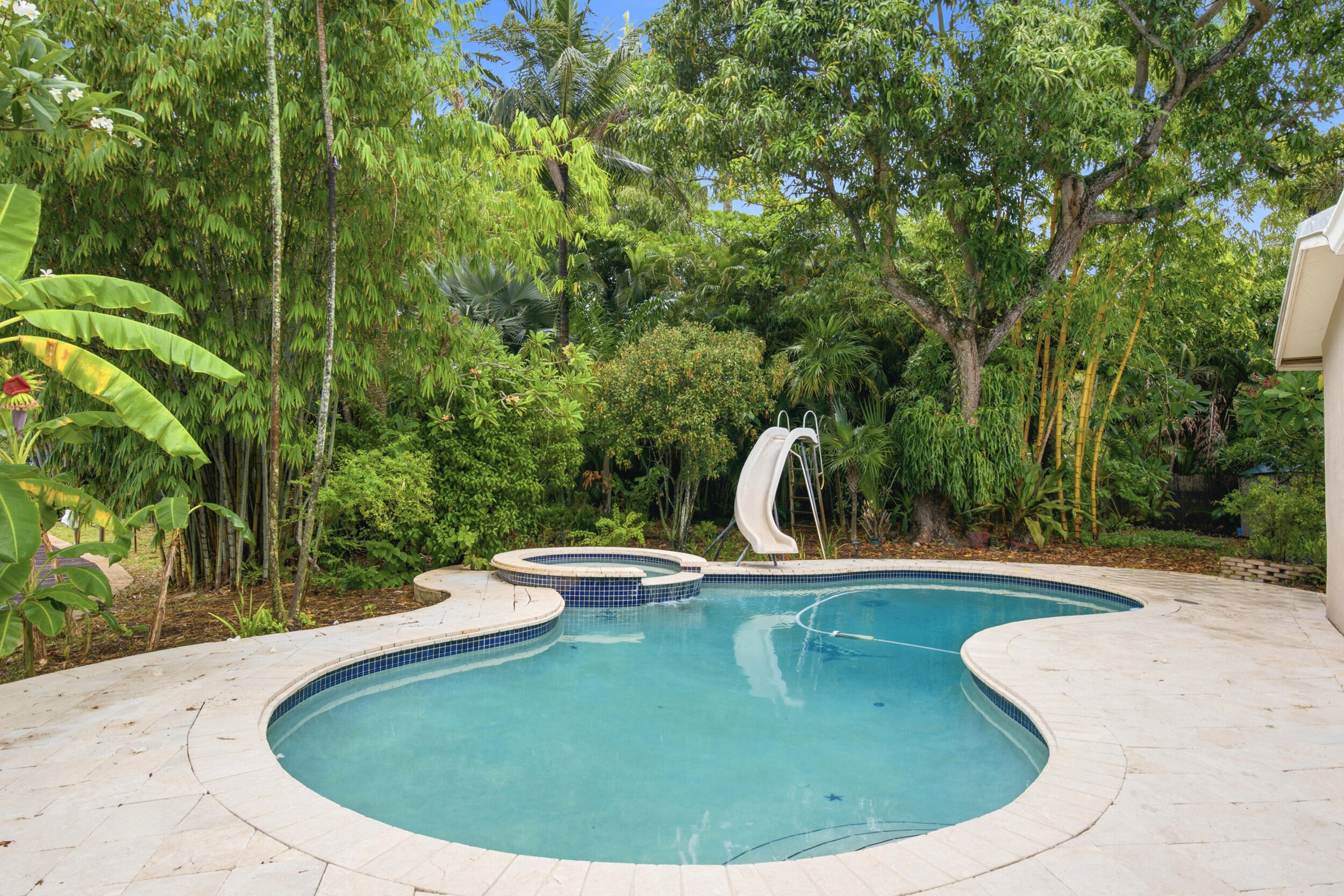 FLAMINGO PARK SEC - Residential