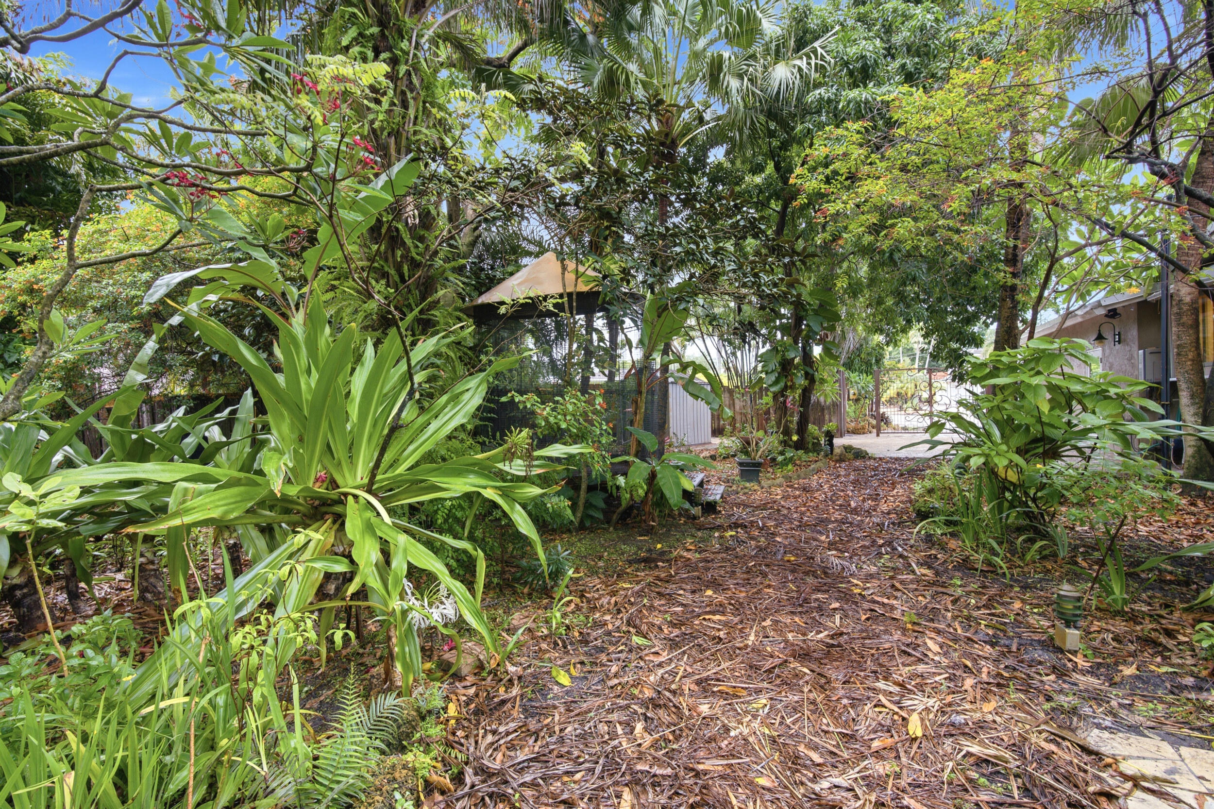 FLAMINGO PARK SEC - Residential
