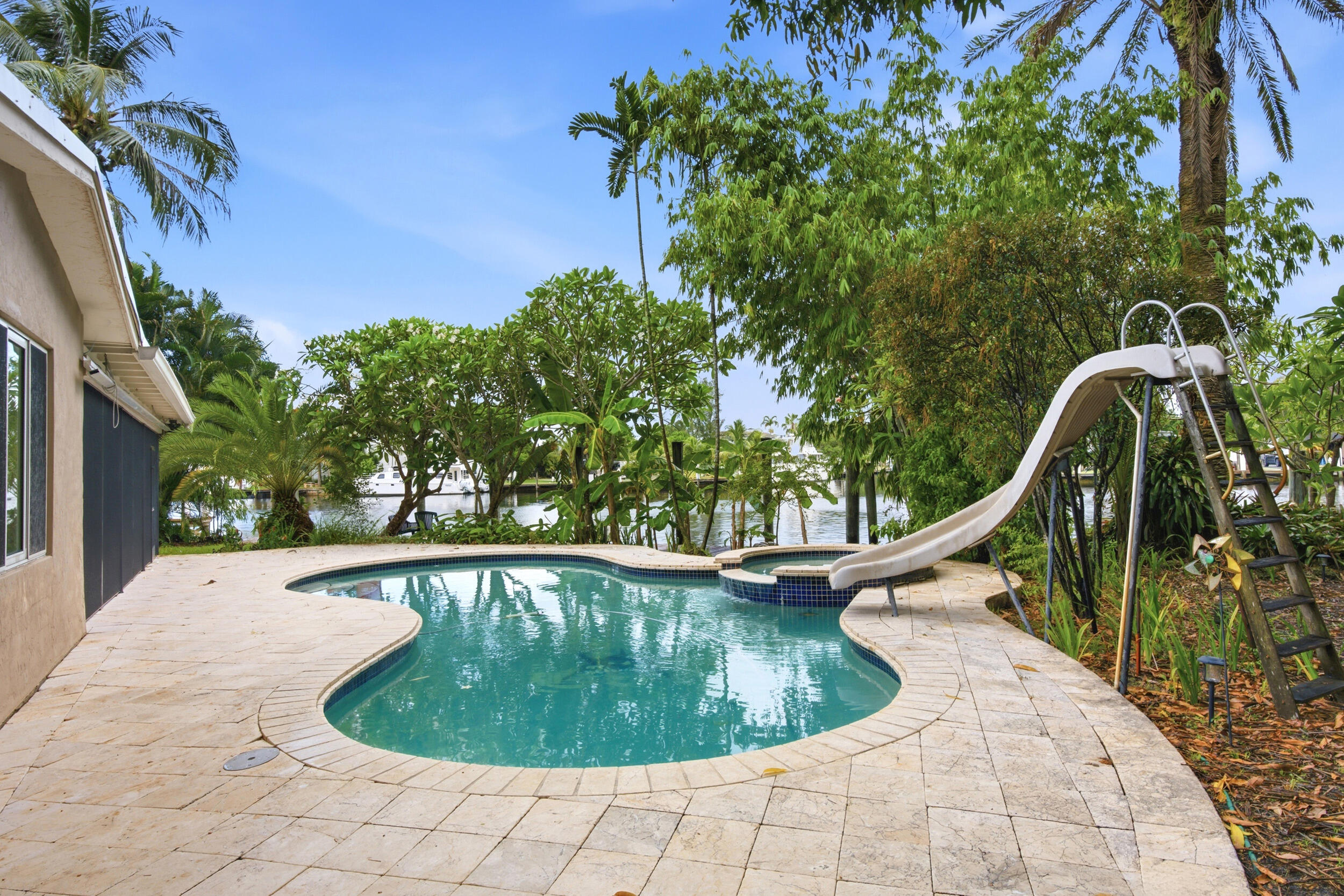 FLAMINGO PARK SEC - Residential