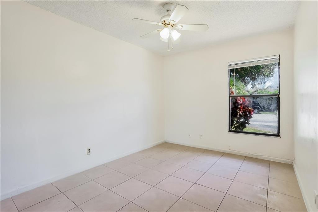 NORTH LAUDERDALE VILLAGE - Residential