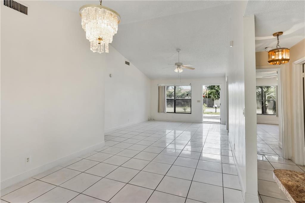 NORTH LAUDERDALE VILLAGE - Residential