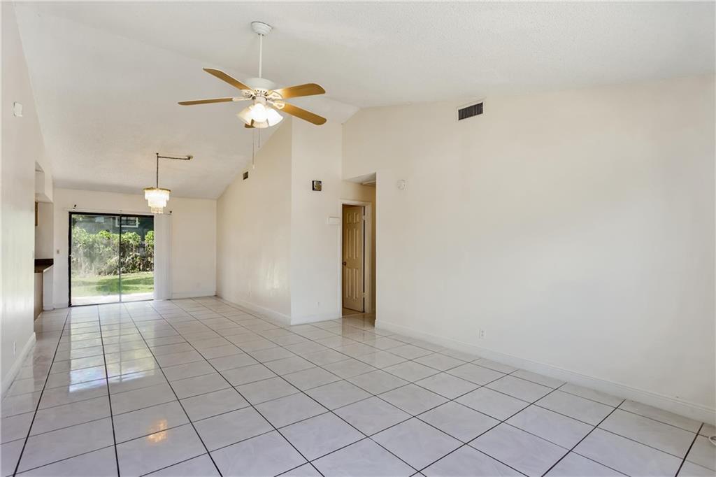 NORTH LAUDERDALE VILLAGE - Residential