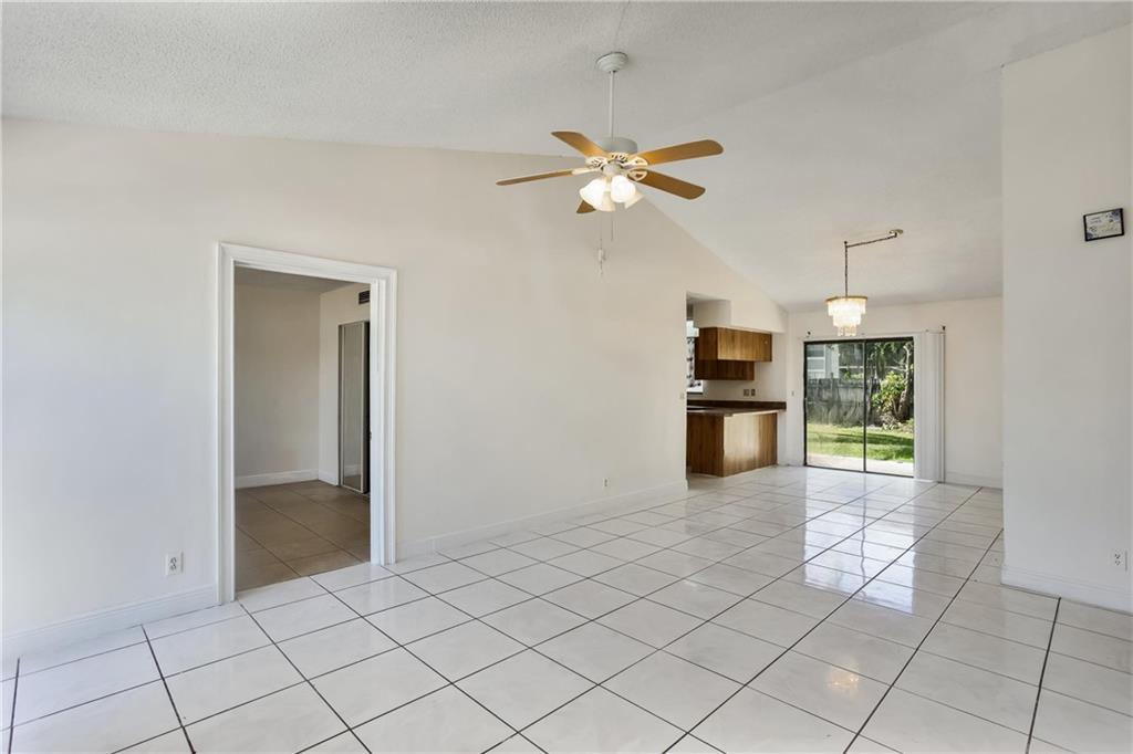 NORTH LAUDERDALE VILLAGE - Residential