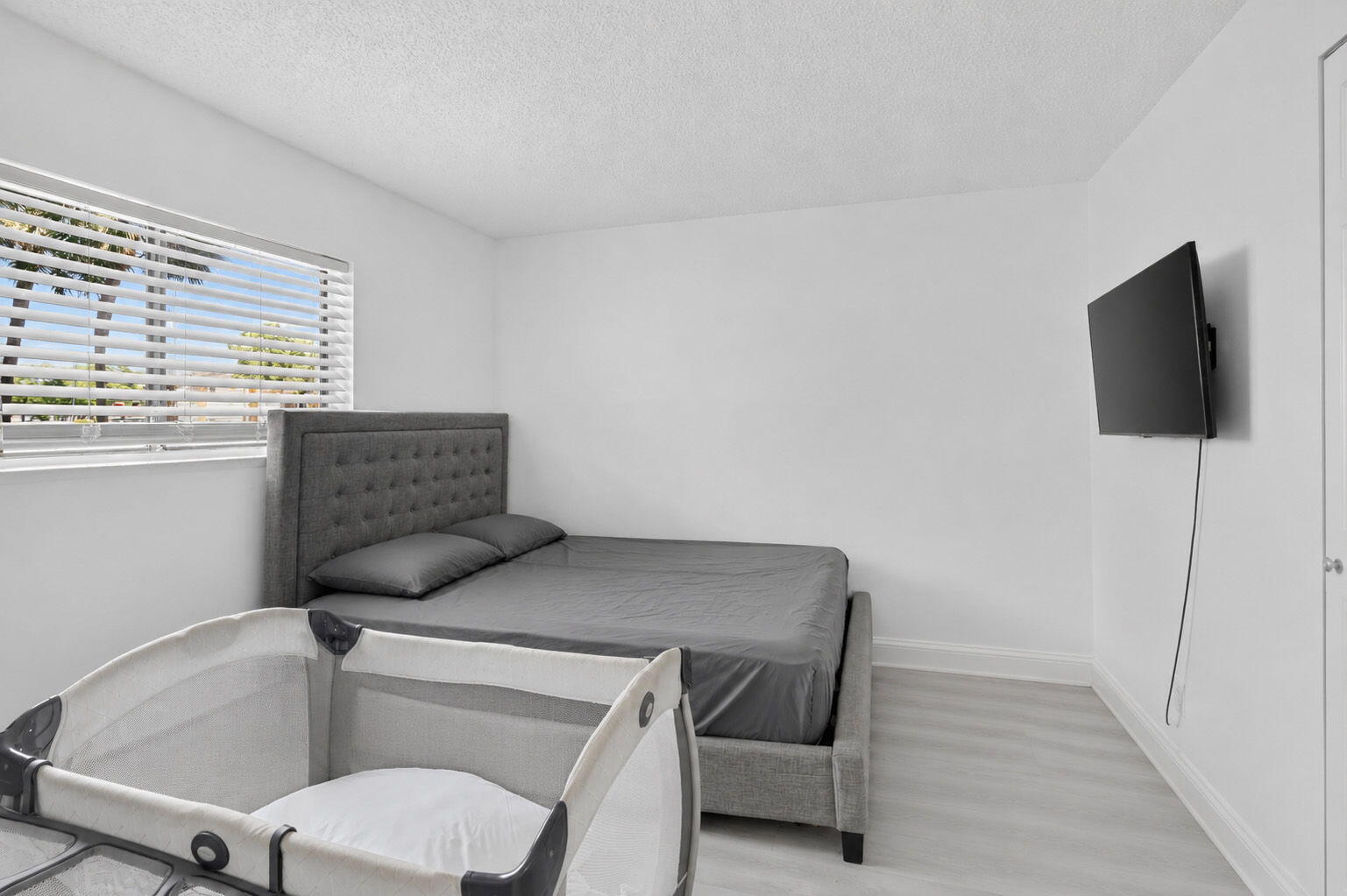 PALMS OF PEMBROKE CONDO - Residential