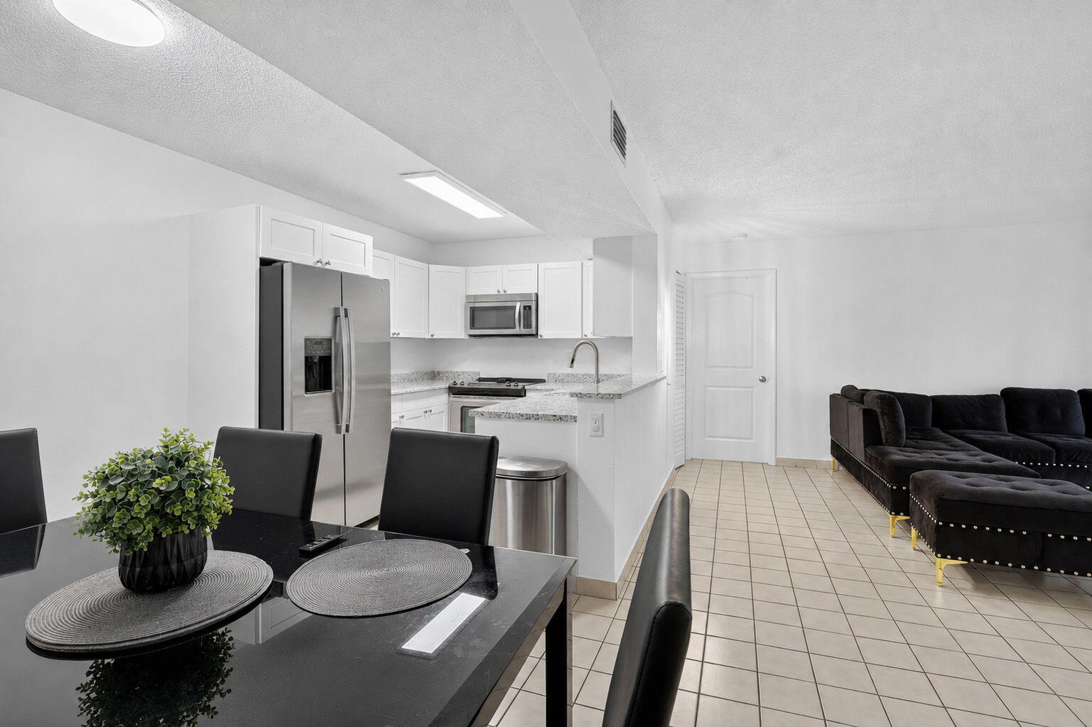 PALMS OF PEMBROKE CONDO - Residential