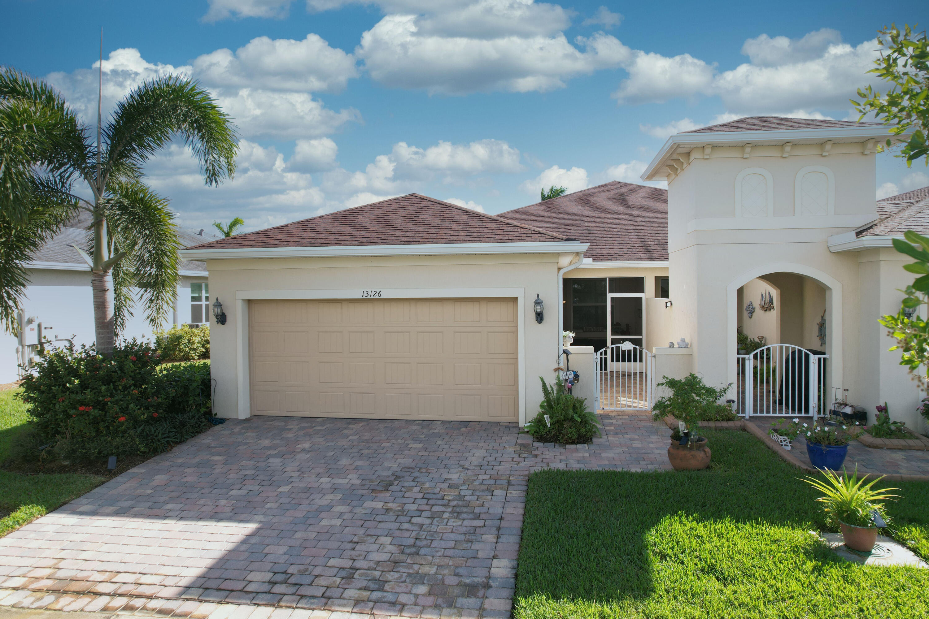 Gorgeous Del Webb villa with peaceful preserve views! This beautifully maintained home features a spacious open floor plan with 2 bedrooms, 2 baths, and a versatile flex room perfect for a home office, den, or potential third bedroom. The newly remodeled kitchen boasts a huge island with additional storage, making it ideal for entertaining. Enjoy the screened patio overlooking the private fenced backyard and preserve. Additional features include an inside laundry room and screened front entry. Enjoy the sought-after Del Webb community.