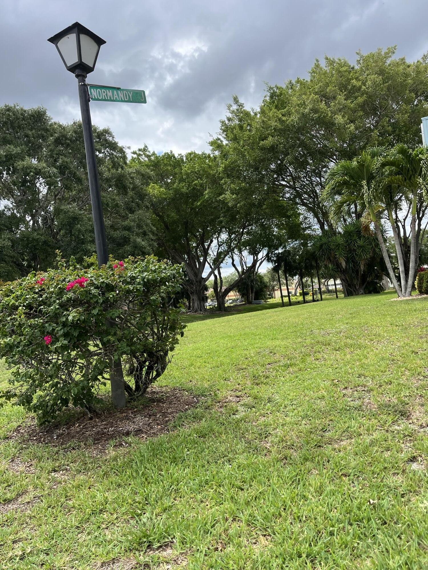 KINGS POINT NORMANDY CONDOS - Residential