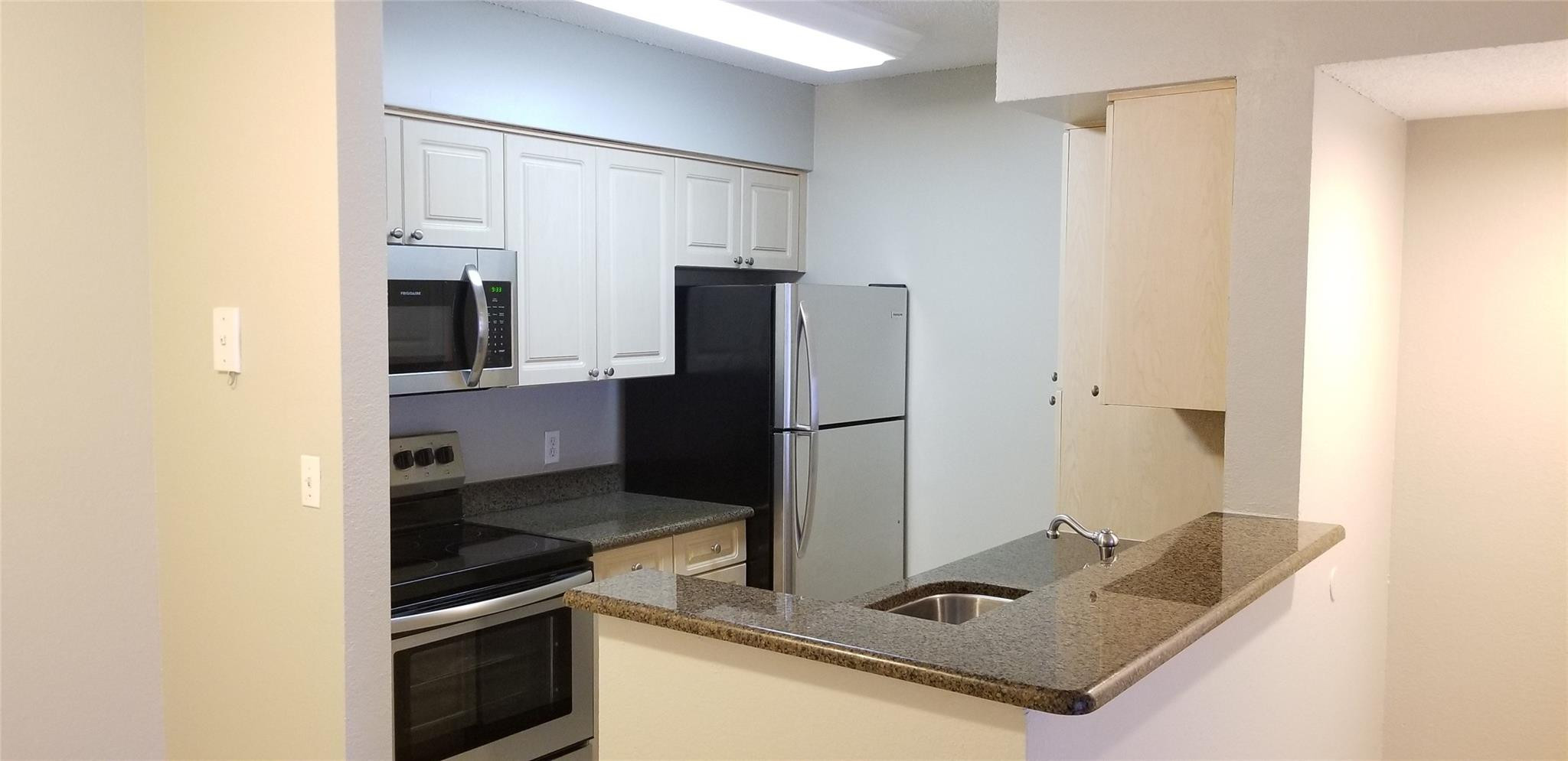 SUNDANCE AT DAVIE CONDO - Residential