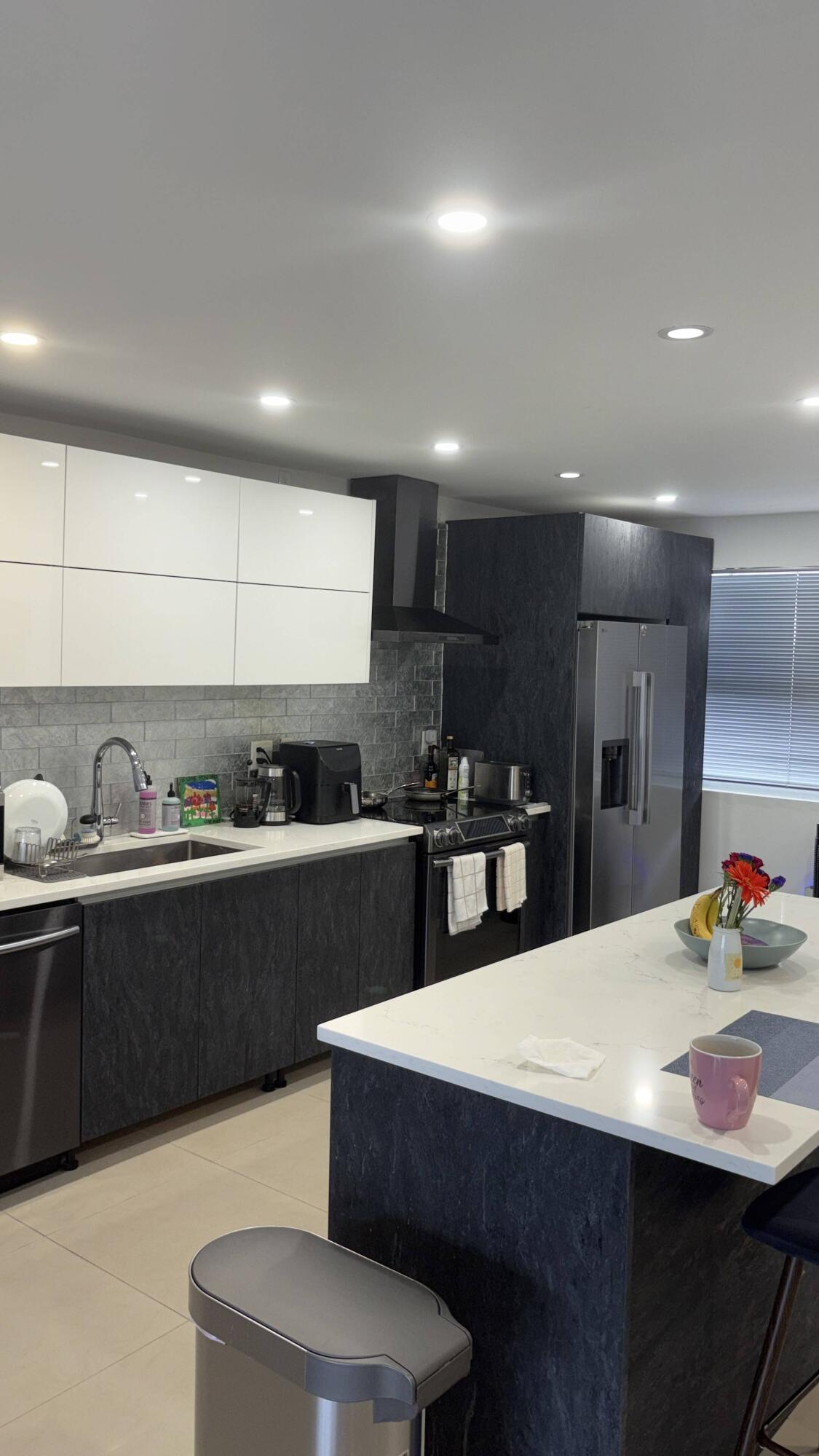 PALM ROYAL APTS INC CONDO - Residential