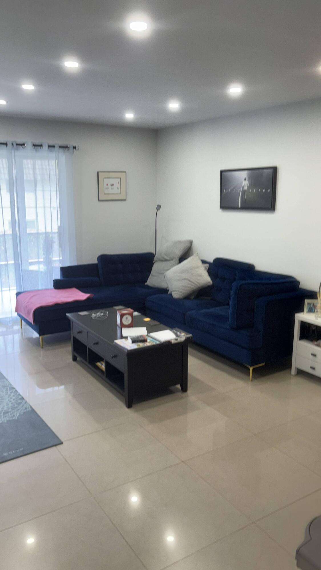 PALM ROYAL APTS INC CONDO - Residential