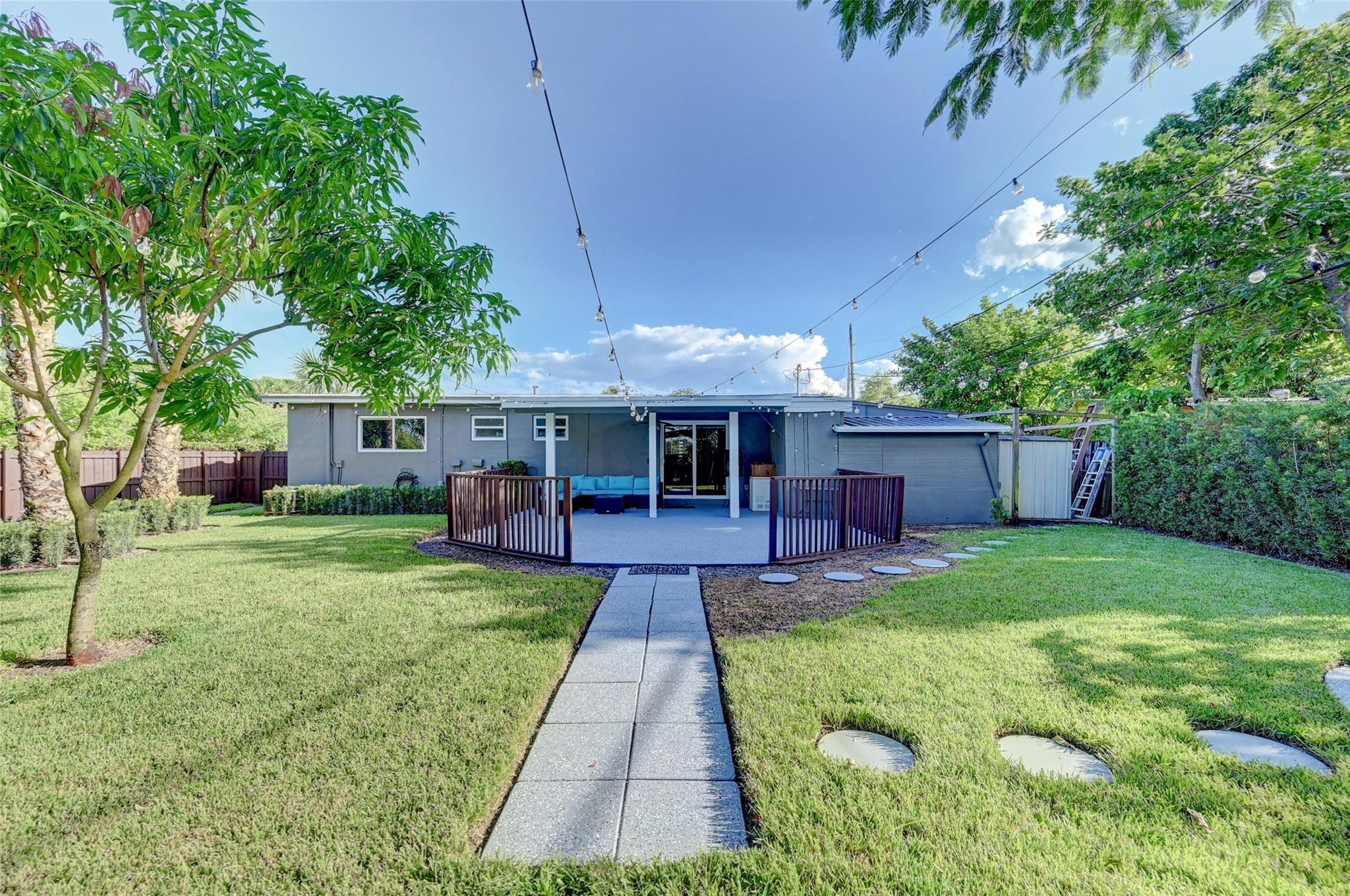 PLANTATION SUNRISE HEIGHTS - Residential