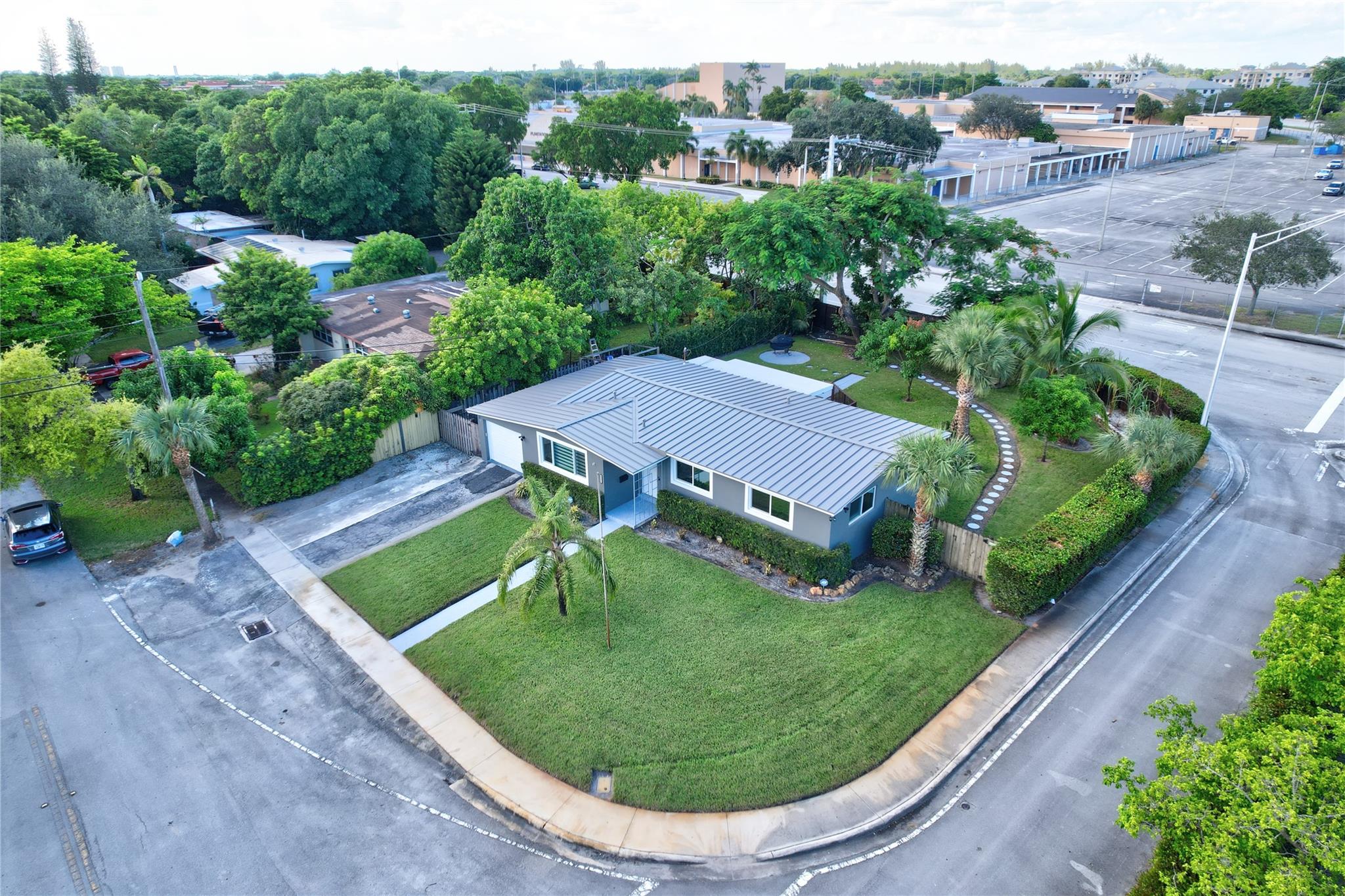 PLANTATION SUNRISE HEIGHTS - Residential