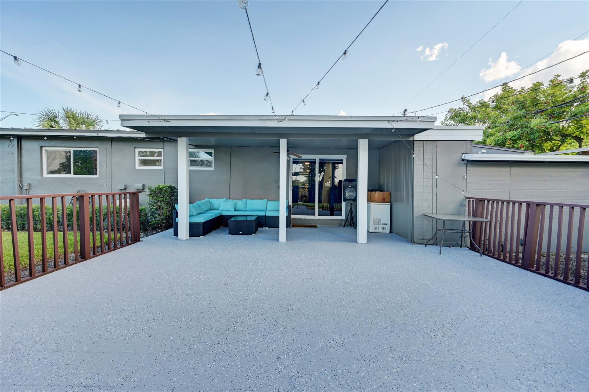 PLANTATION SUNRISE HEIGHTS - Residential