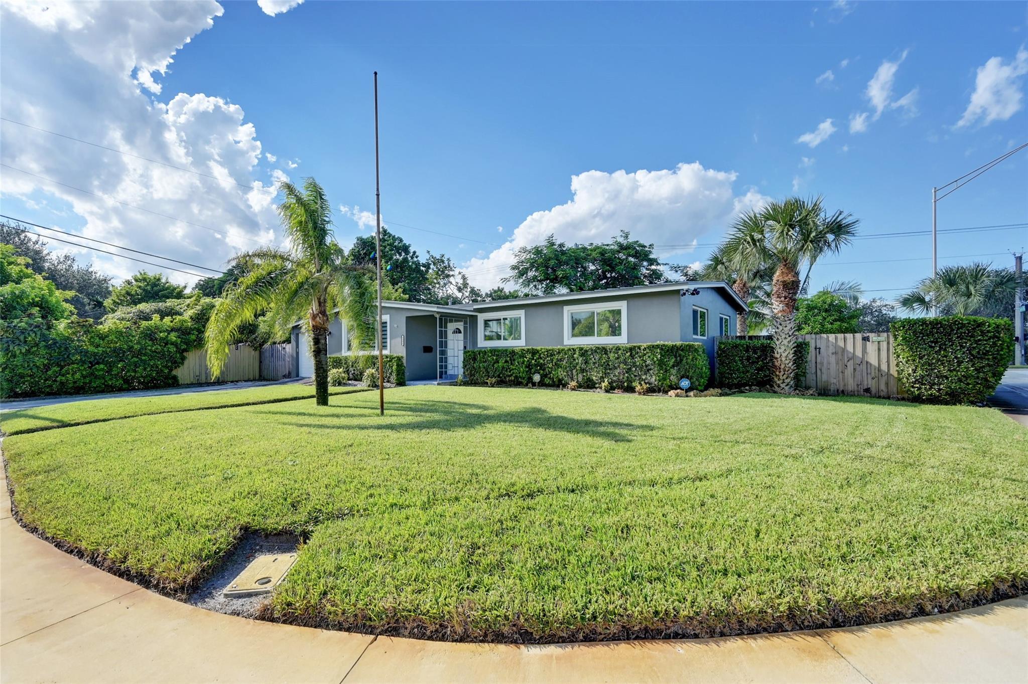 PLANTATION SUNRISE HEIGHTS - Residential