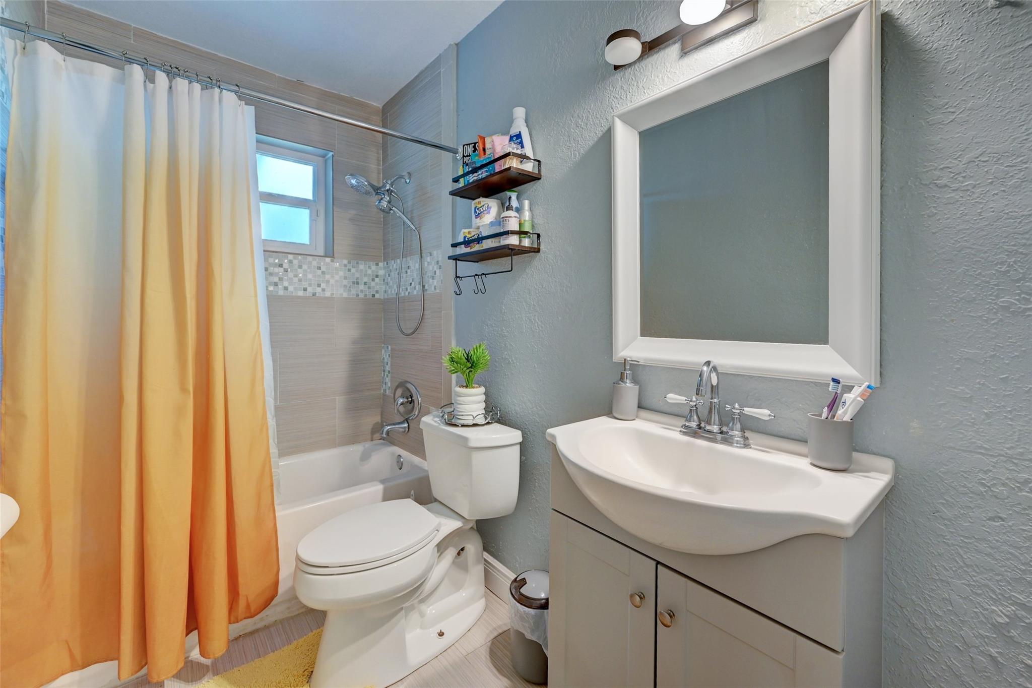 PLANTATION SUNRISE HEIGHTS - Residential
