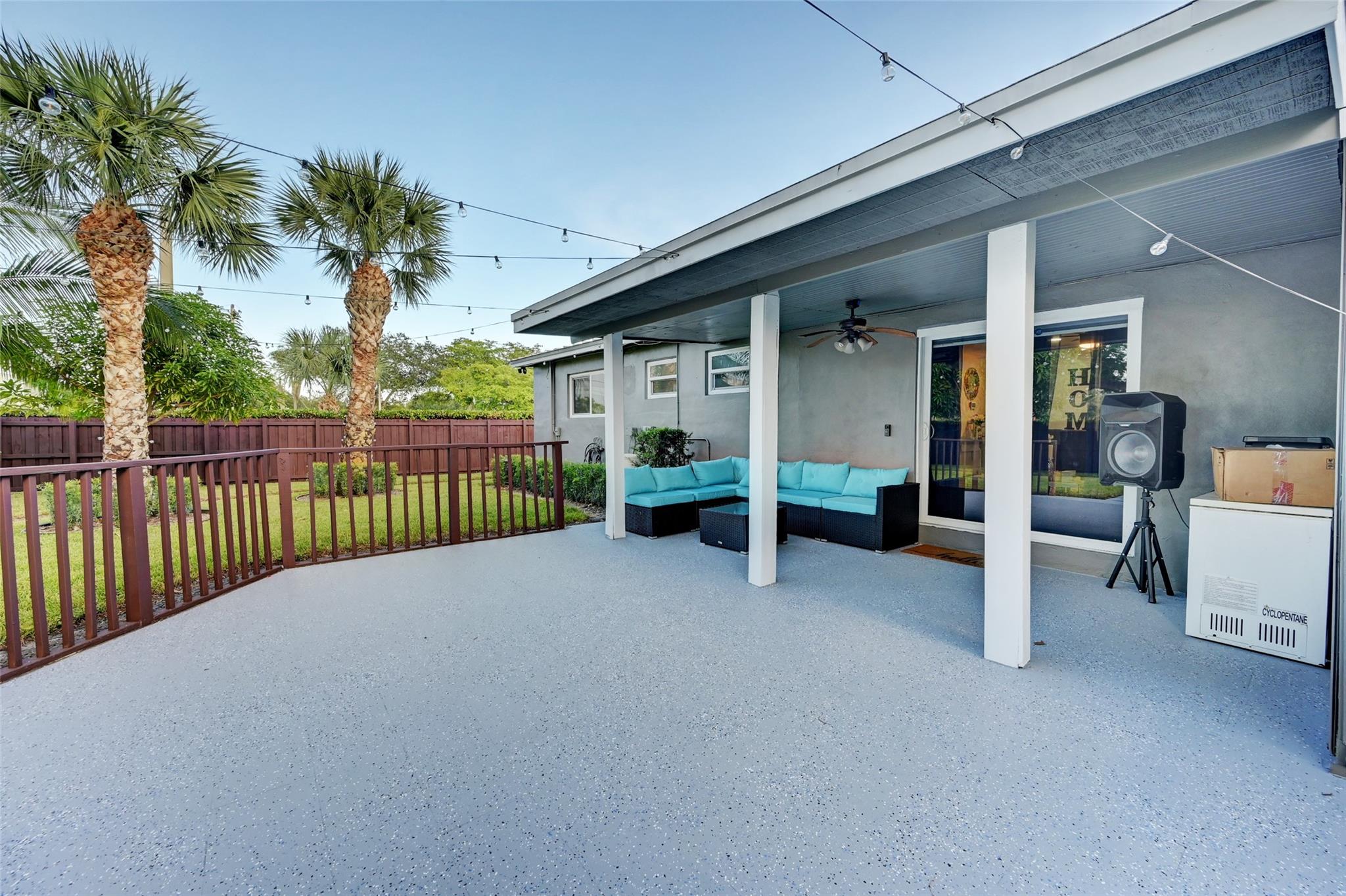 PLANTATION SUNRISE HEIGHTS - Residential