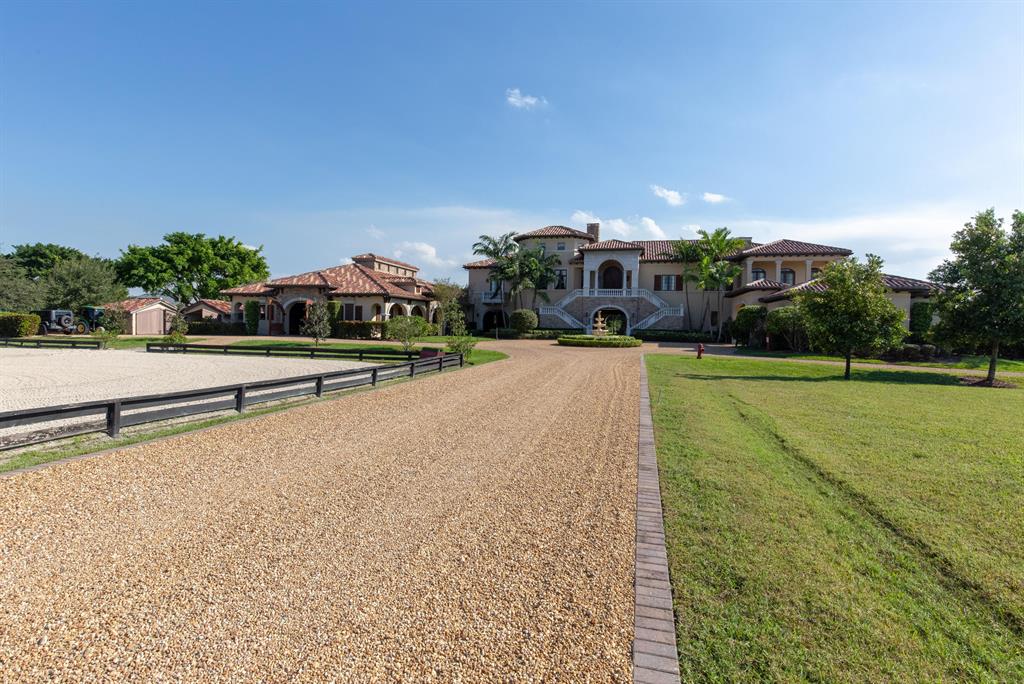 SOUTHFIELDS WELLINGTON COUNTRY - Residential