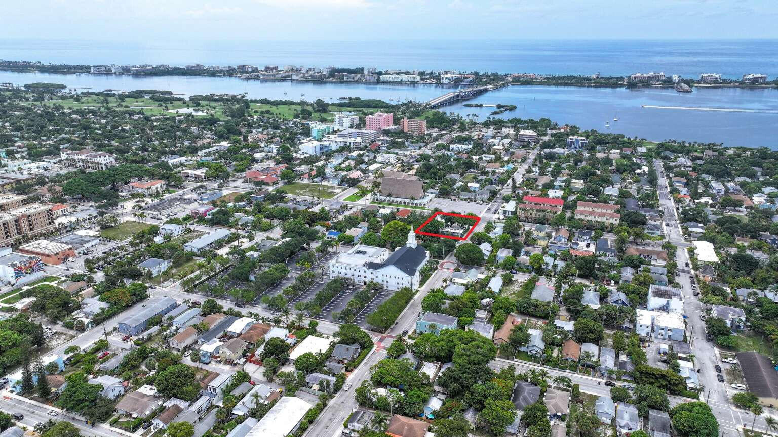 Federal Flats in Lake Worth Beach is a renovated 5-unit multifamily property featuring three studio apartments, one 1-bedroom/1-bathroom unit, and one spacious 3-bedroom/1-bathroom unit. The property is currently generating $9,150 in gross monthly rental income, with one studio vacant and additional income available upon lease-up. Conveniently located near downtown Lake Worth Beach, the Intracoastal Waterway, and the beach, Federal Flats offers immediate cash flow with further upside through stabilization and future rent growth.