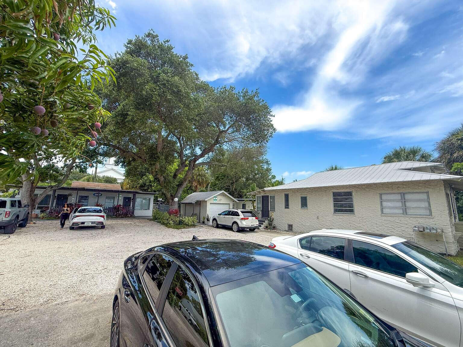 LAKE WORTH TOWN OF - Residential Income
