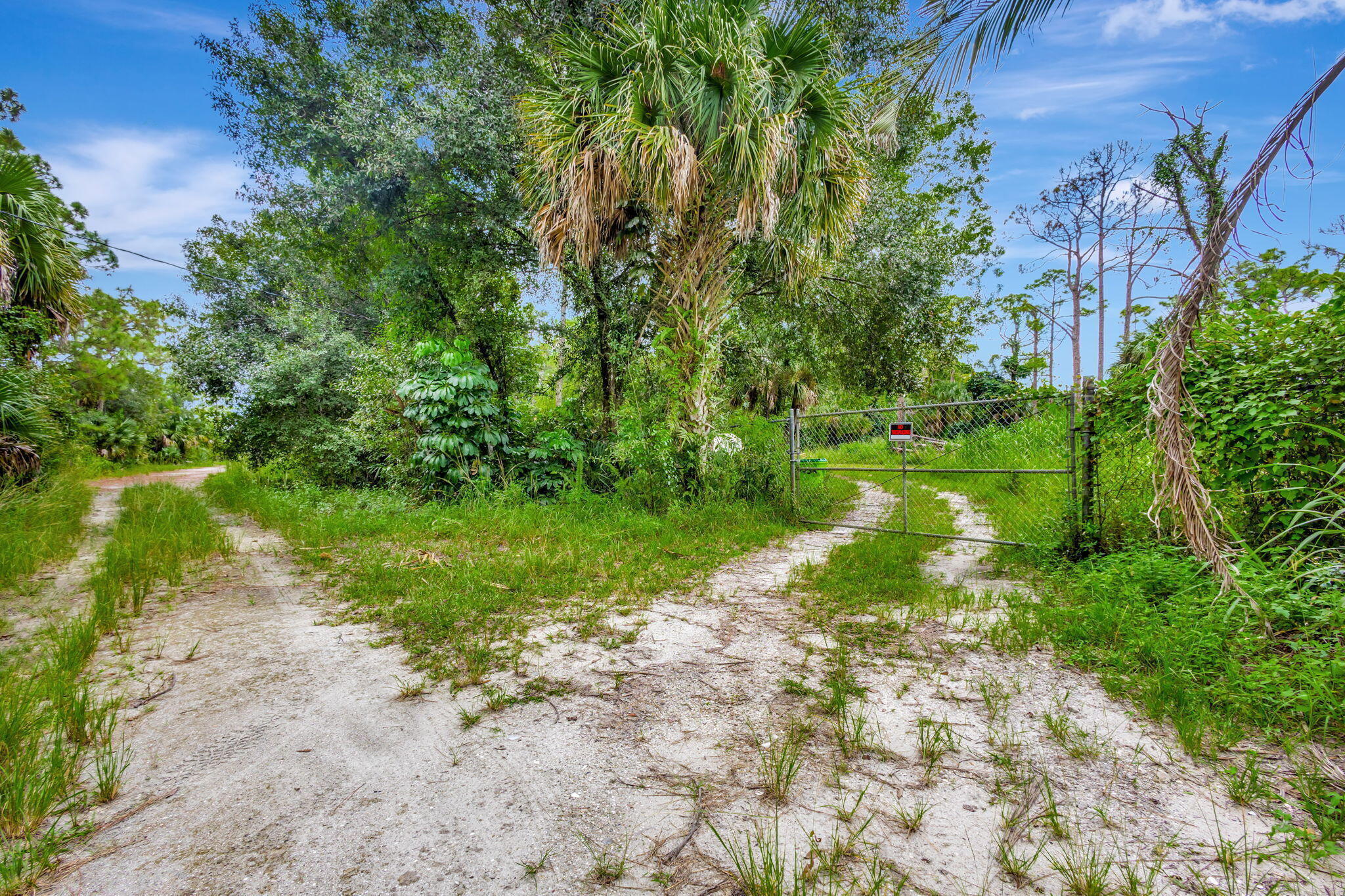 LOXAHATCHEE GROVES - Land