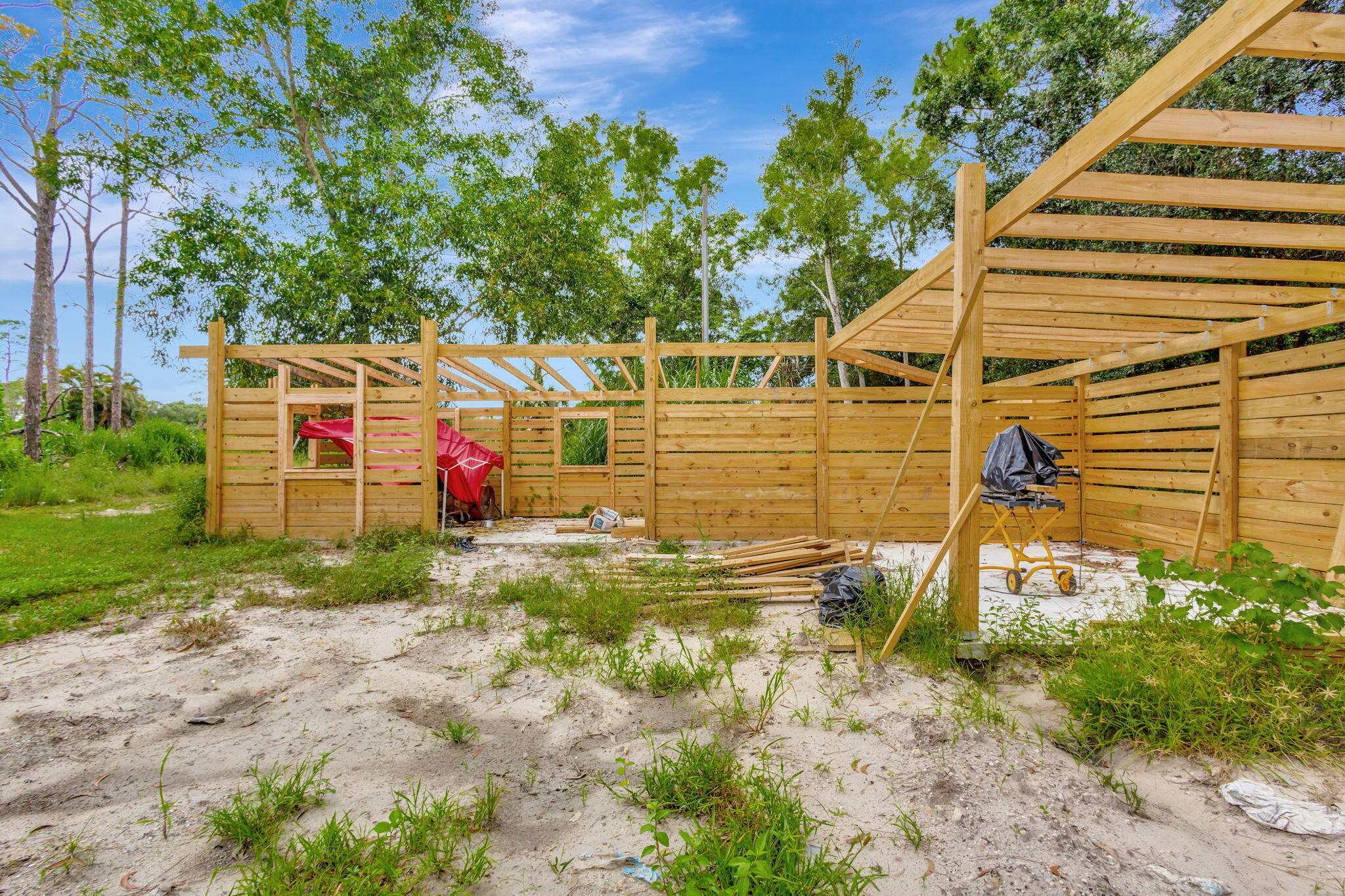 LOXAHATCHEE GROVES - Land