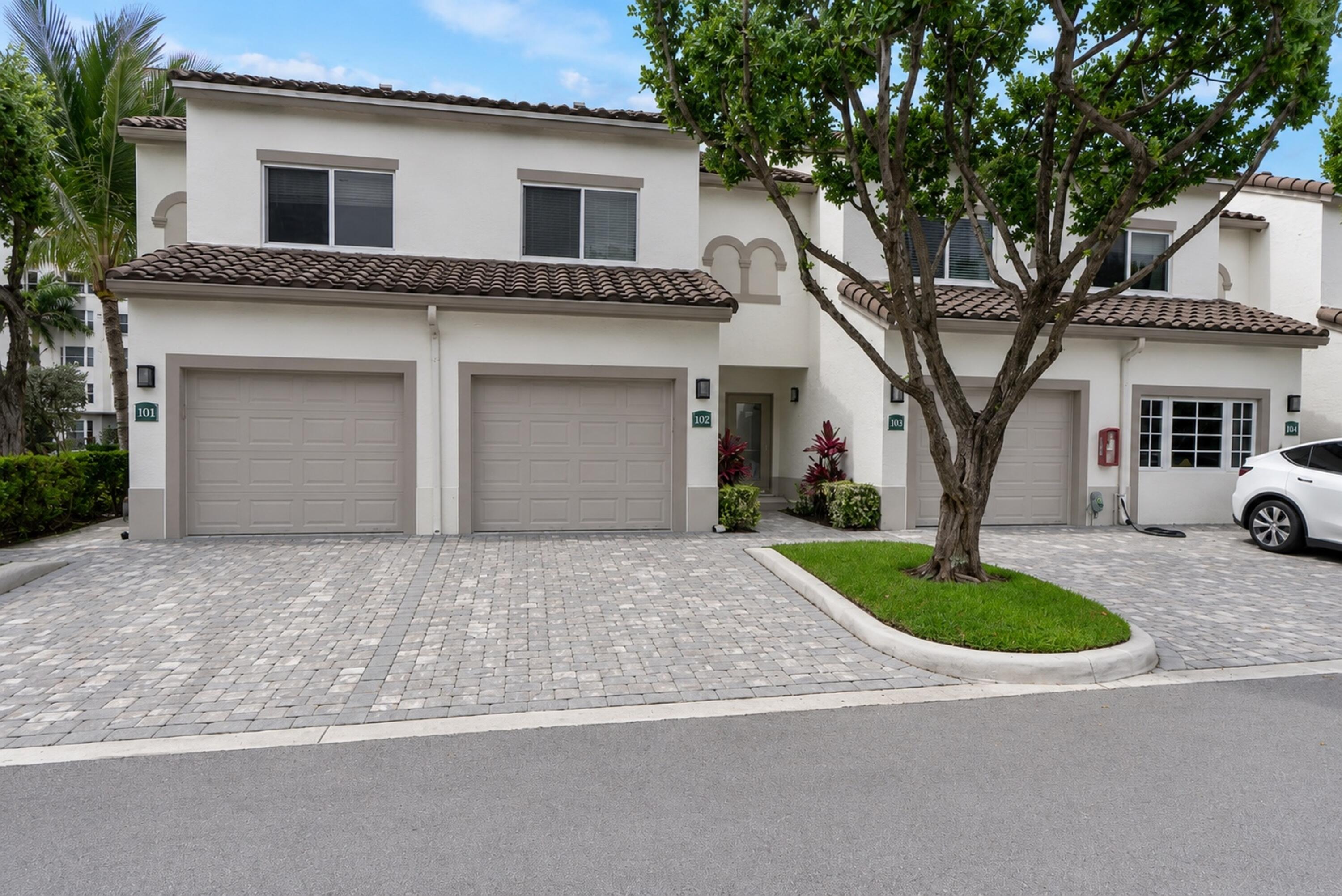 HIGHLAND BEACH CLUB CONDO - Residential