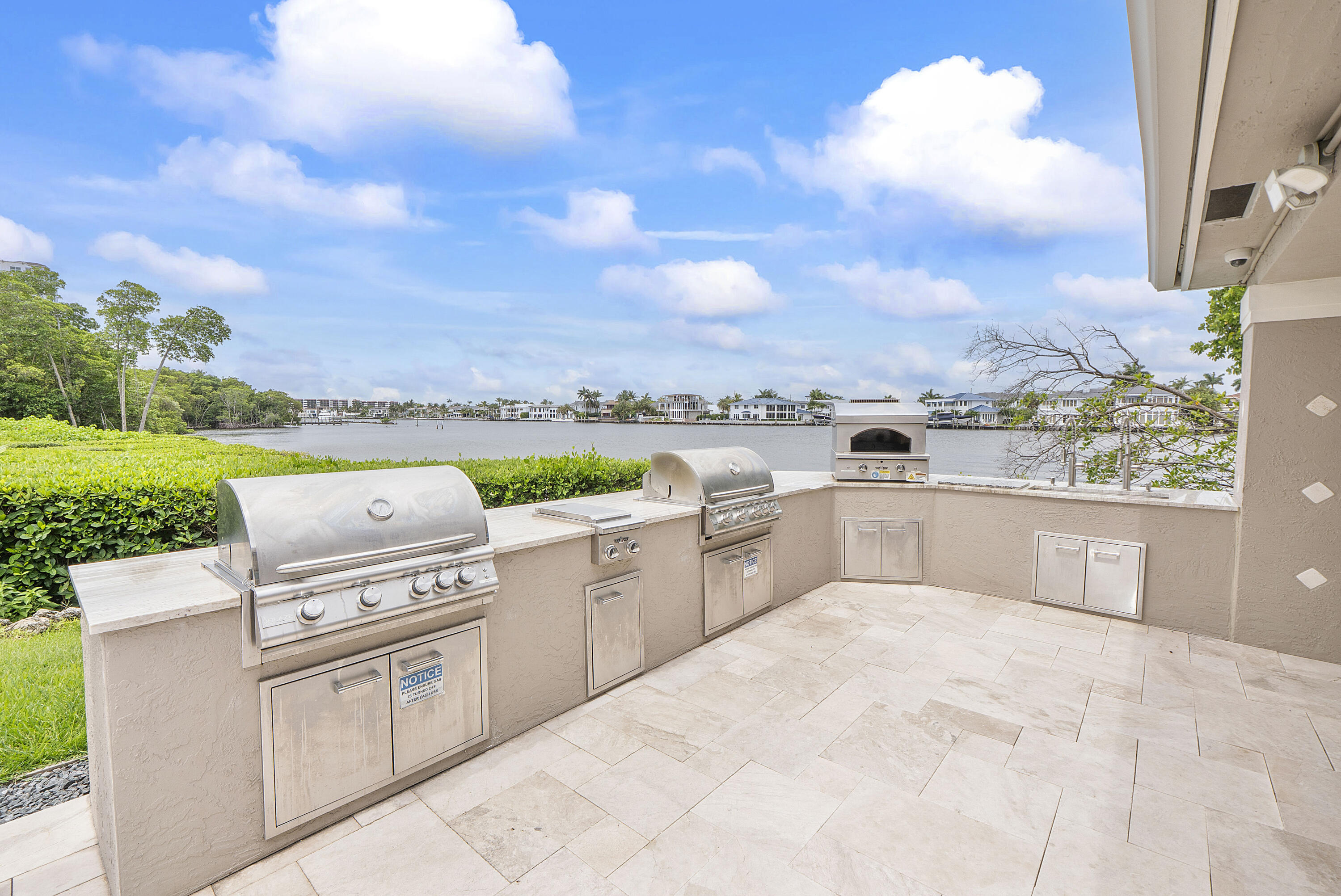 HIGHLAND BEACH CLUB CONDO - Residential