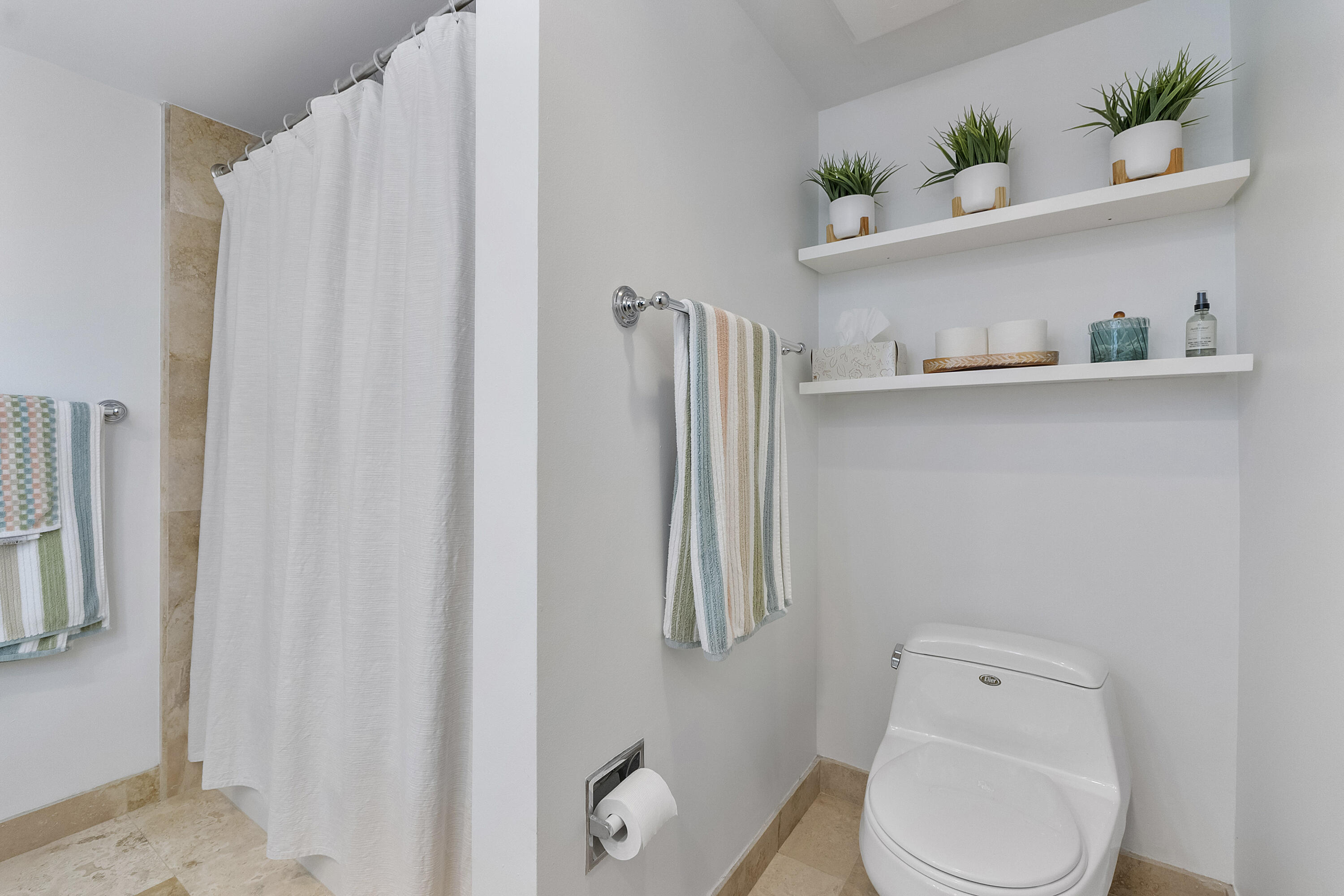 HIGHLAND BEACH CLUB CONDO - Residential