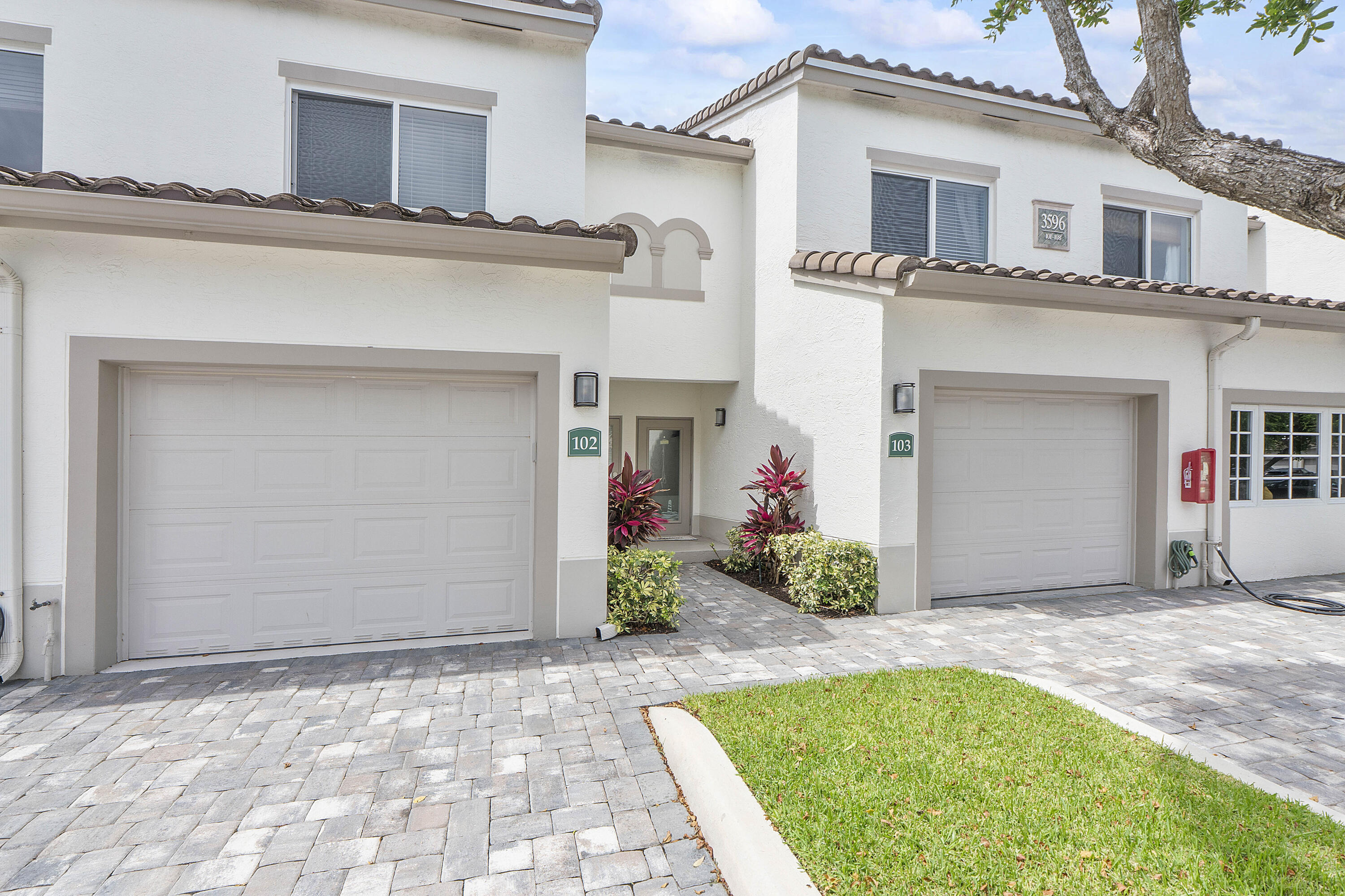 HIGHLAND BEACH CLUB CONDO - Residential