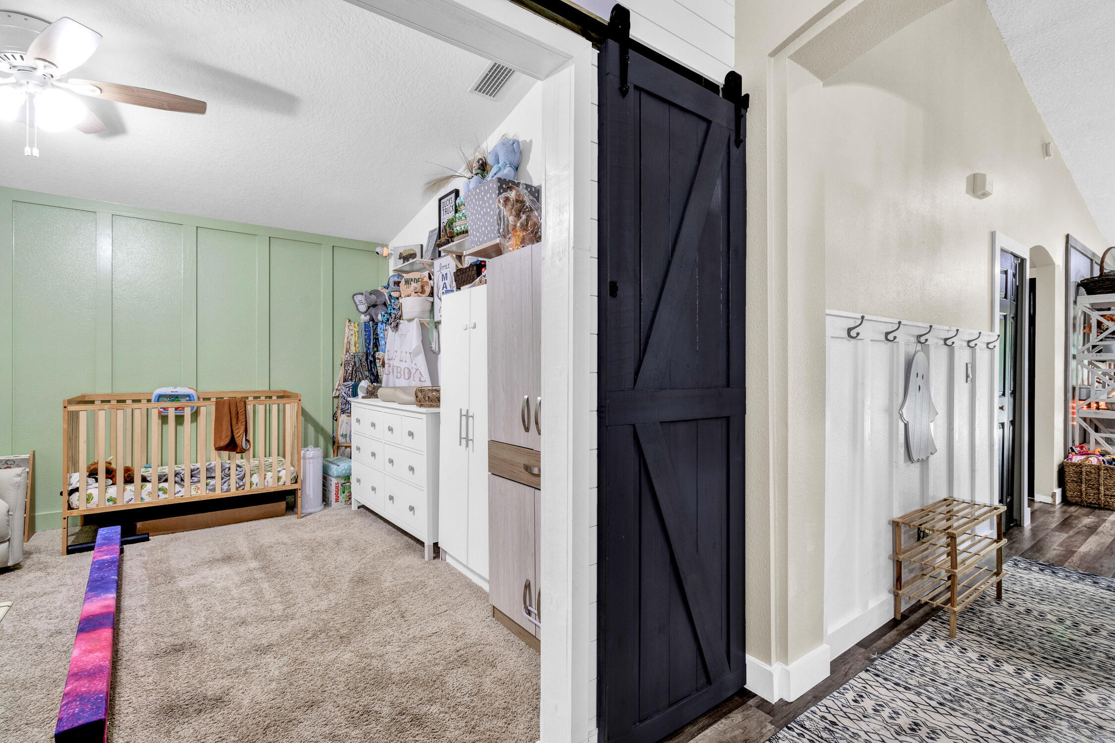 VERO LAKE ESTATES UNIT M - Residential