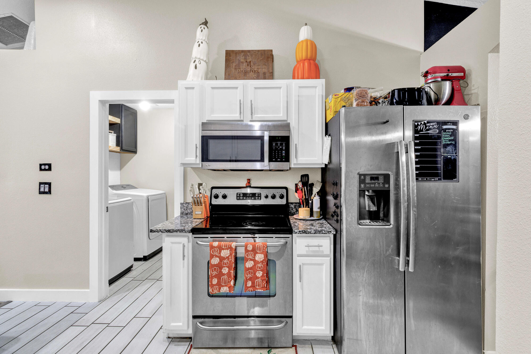VERO LAKE ESTATES UNIT M - Residential
