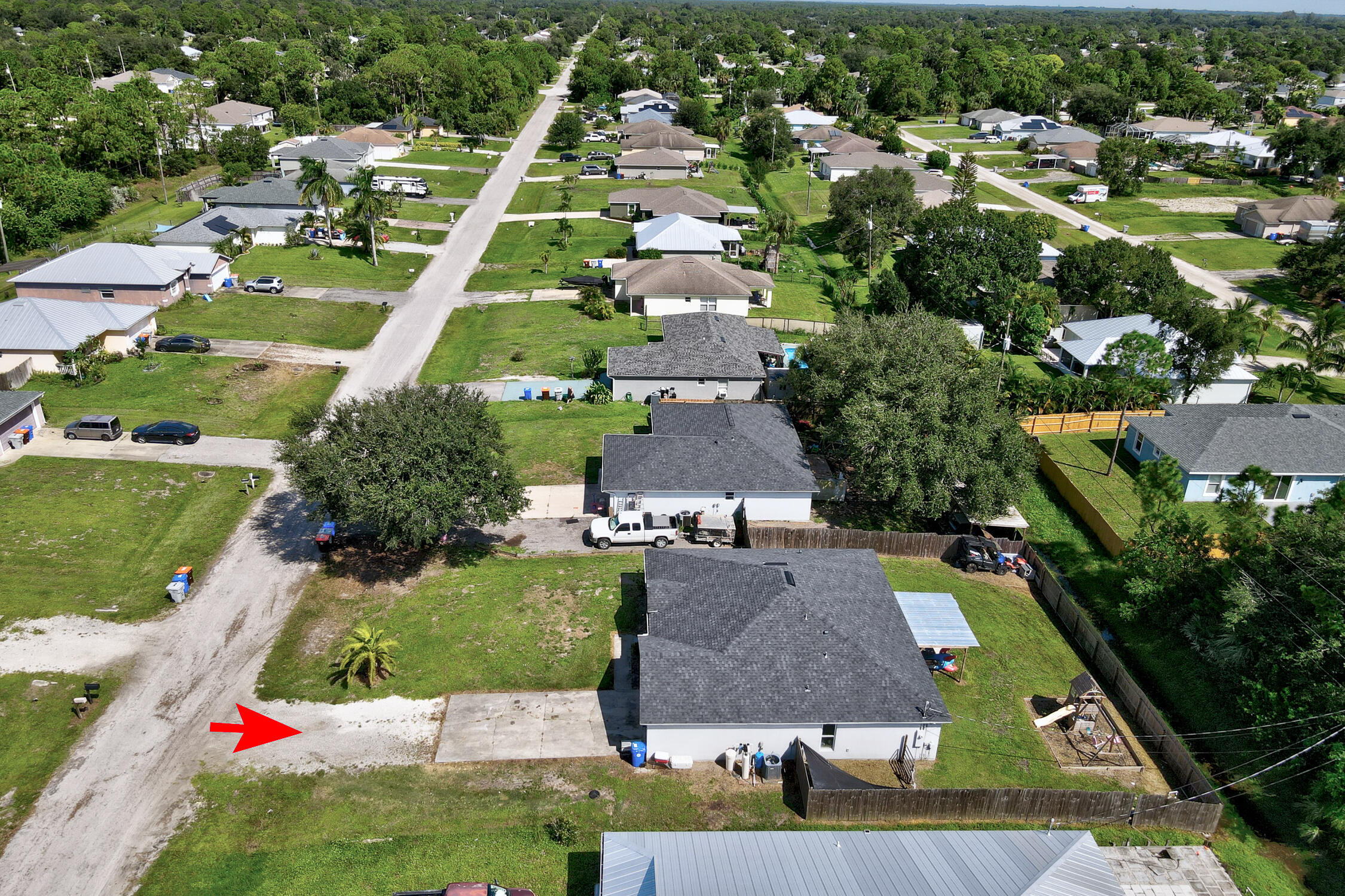 VERO LAKE ESTATES UNIT M - Residential