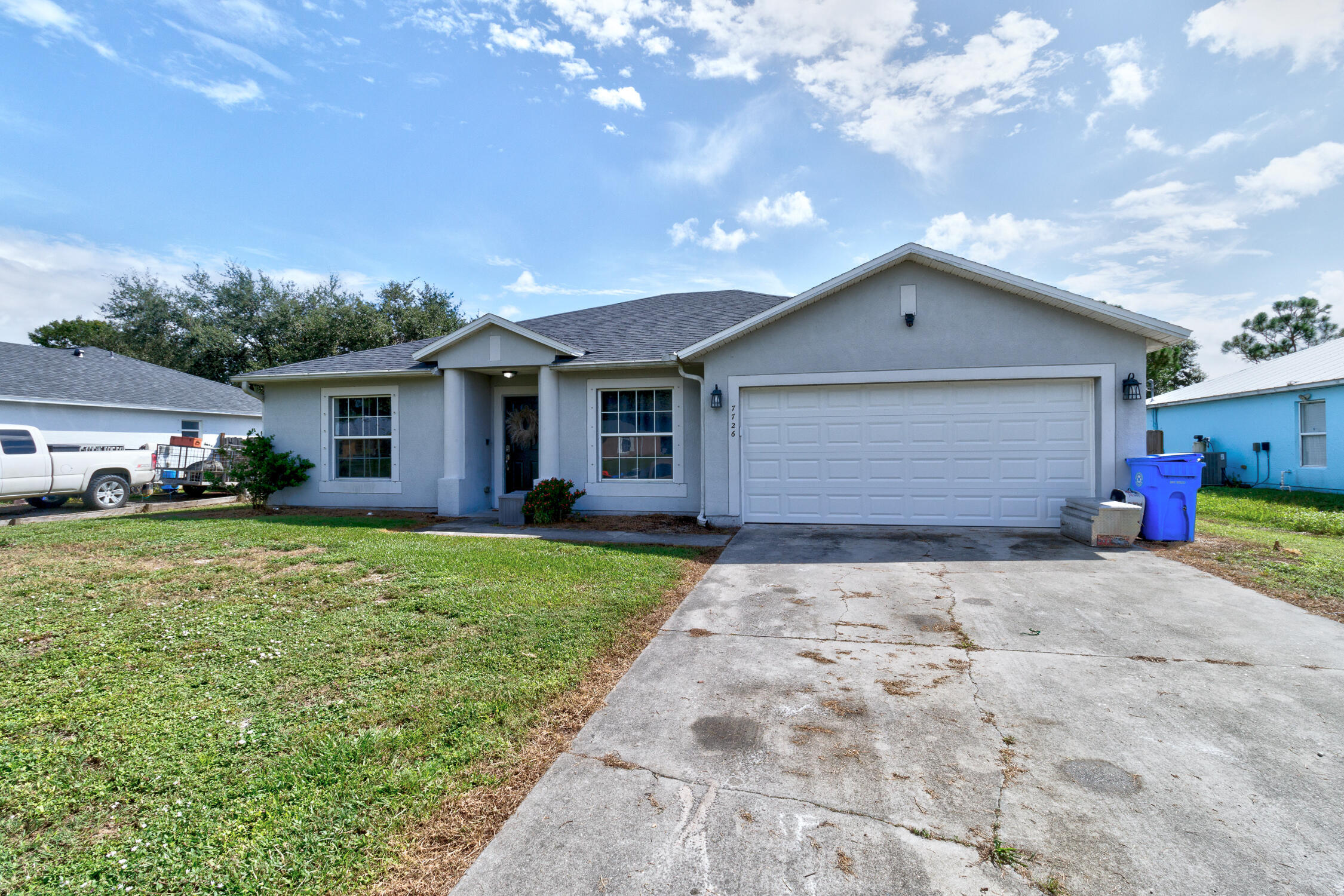 VERO LAKE ESTATES UNIT M - Residential