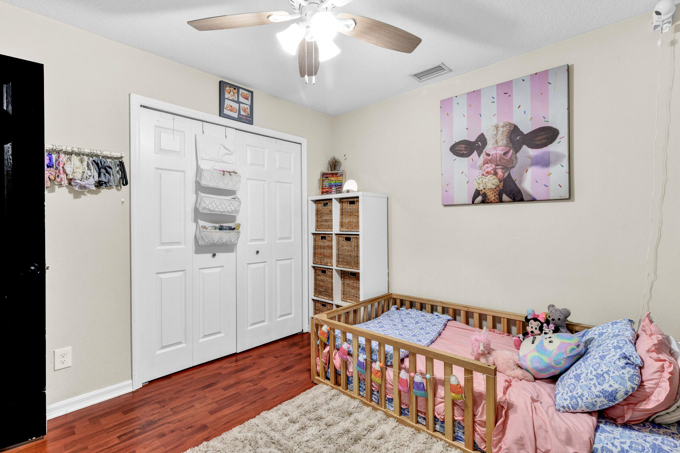 VERO LAKE ESTATES UNIT M - Residential