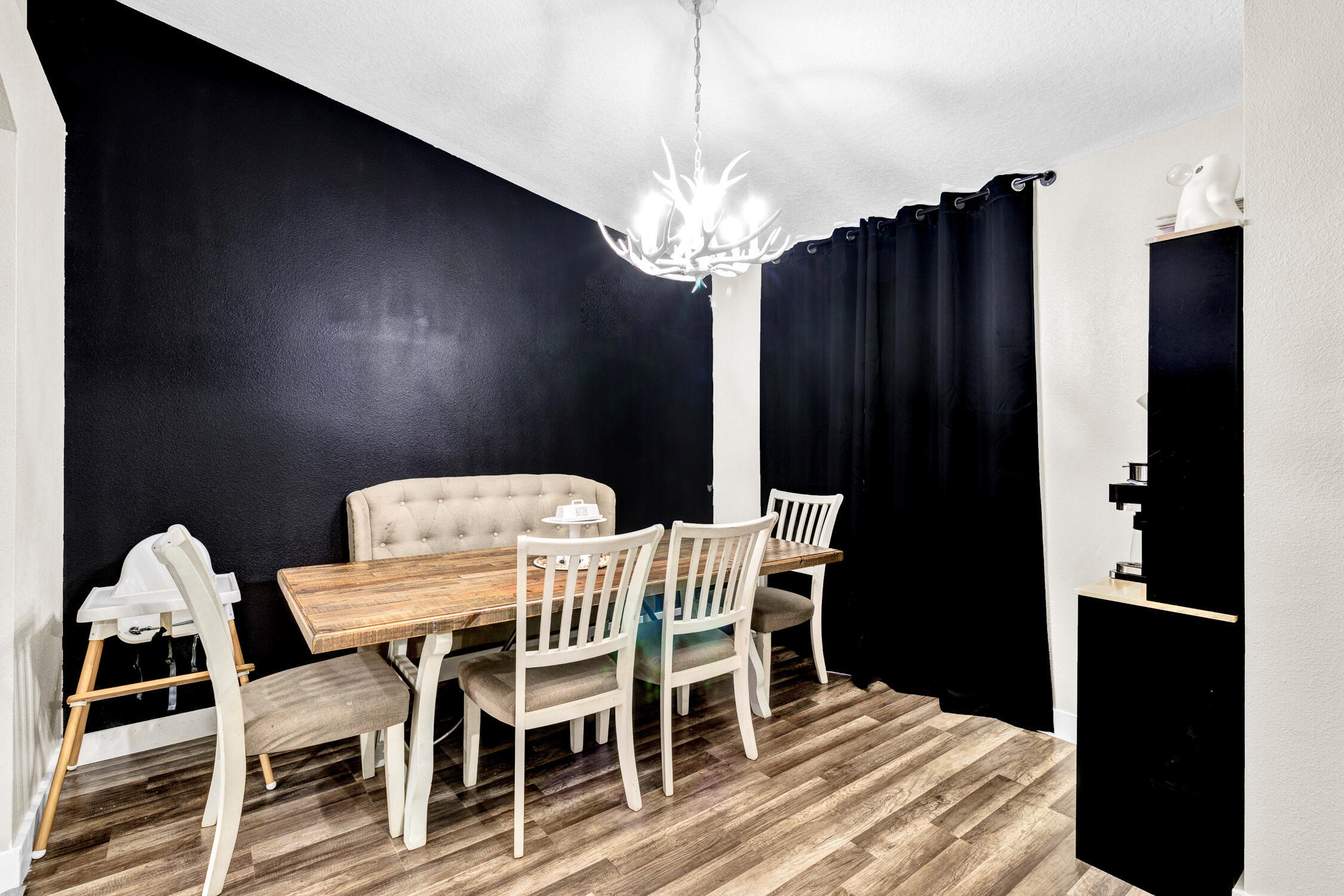 VERO LAKE ESTATES UNIT M - Residential