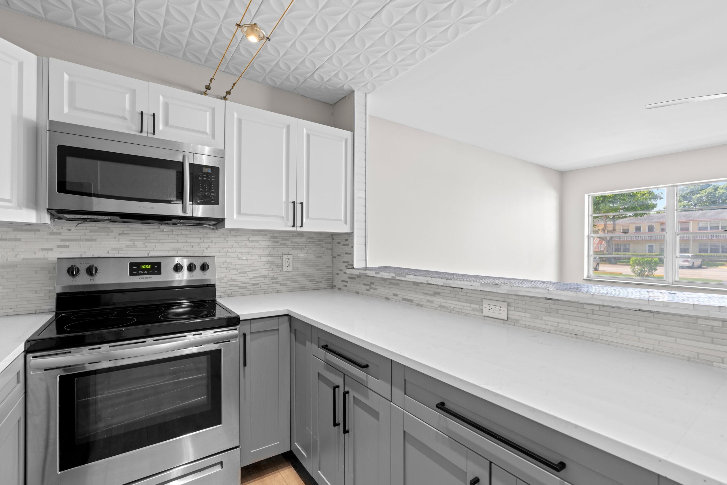 CAMDEN CONDOS - Residential