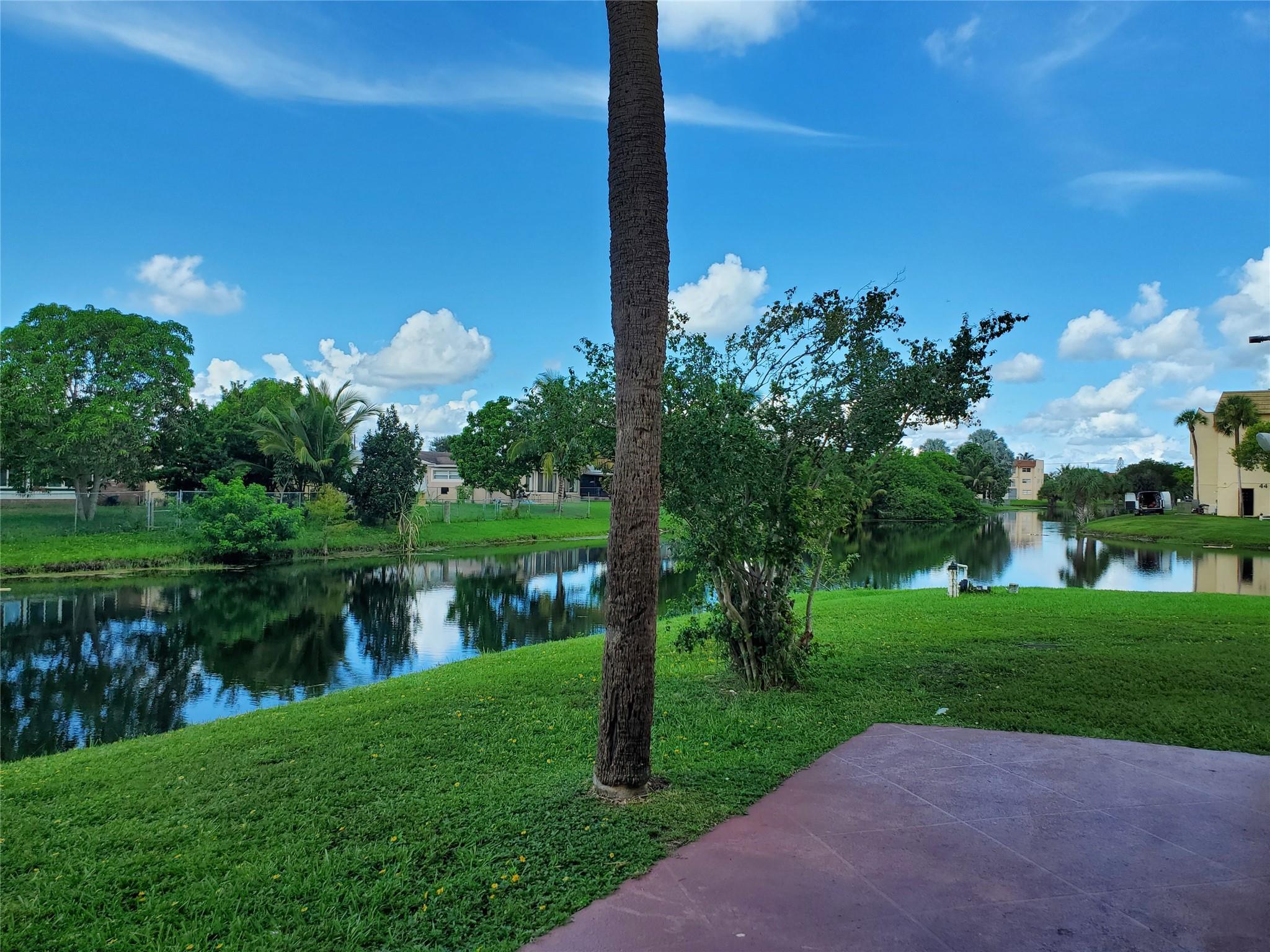 Sunrise Lakes - Residential